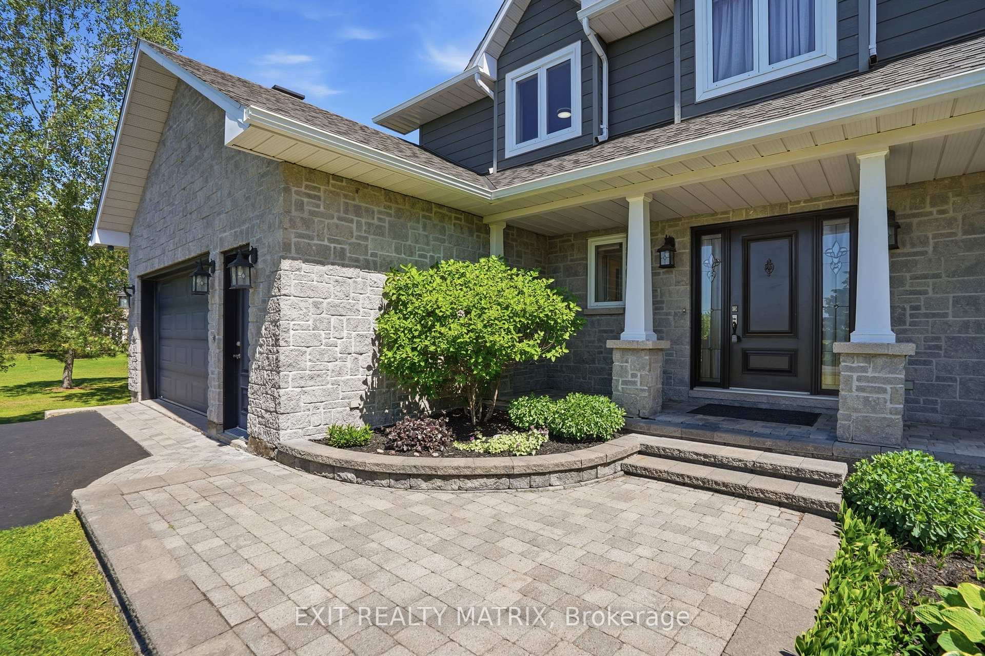 715 County Rd 10 Road, Hawkesbury — photo 3 of 5