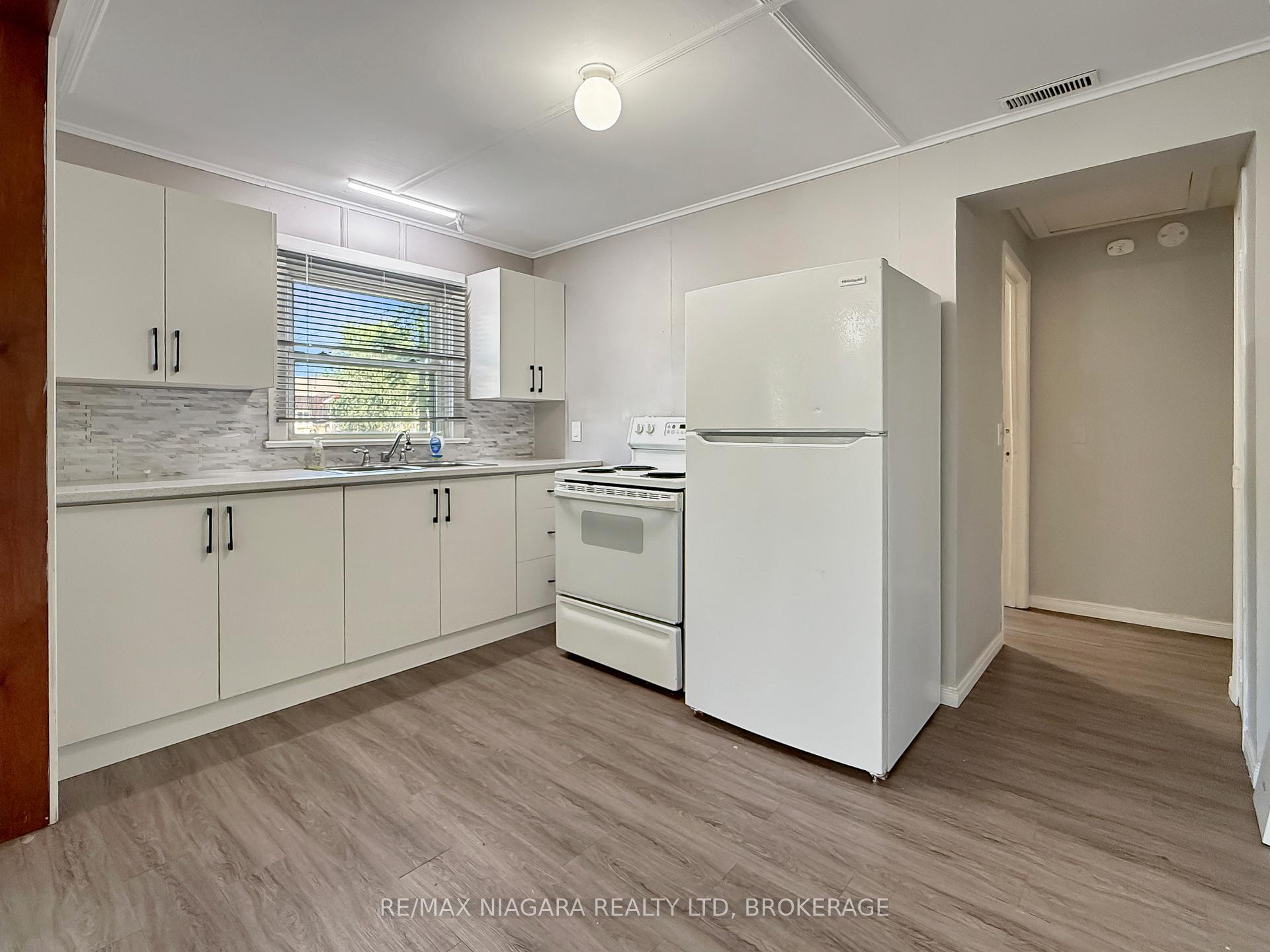 155 Douglas Street, Fort Erie — photo 5 of 5