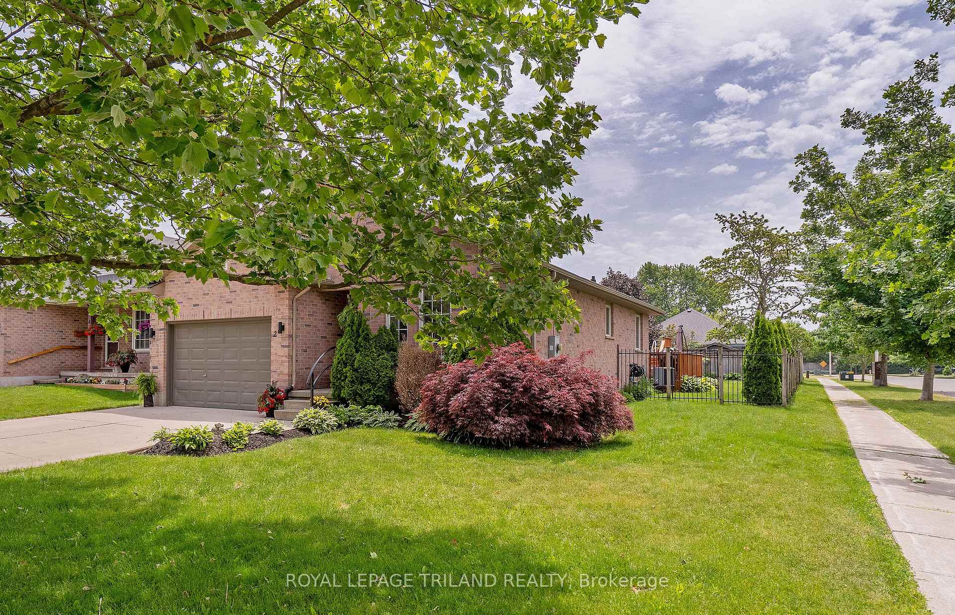 2 Redtail Court, St. Thomas — photo 3 of 5