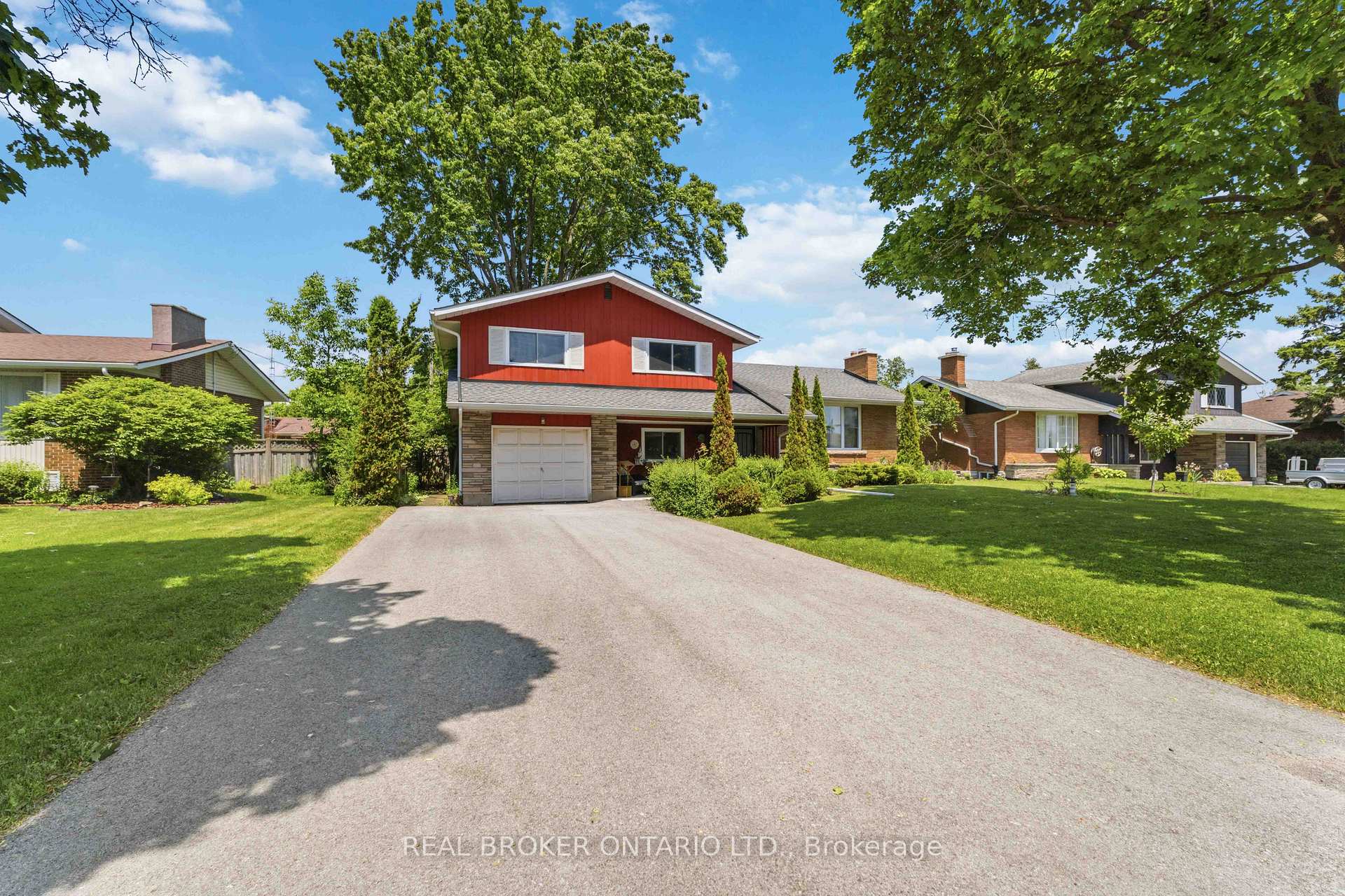 30 Springhead Gardens, Welland, ON L3C 5A8 — Welland, Ontario