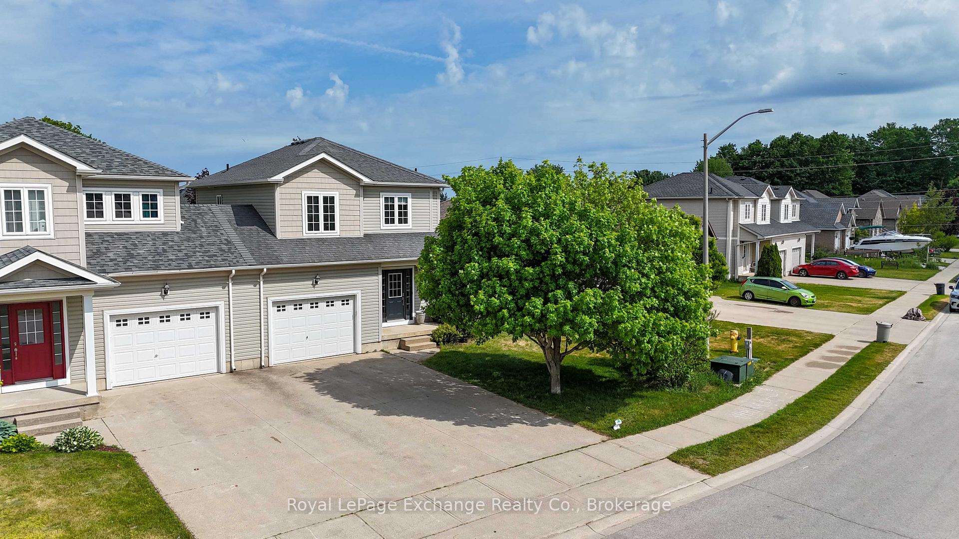 314 Ray Street, Saugeen Shores — photo 2 of 5