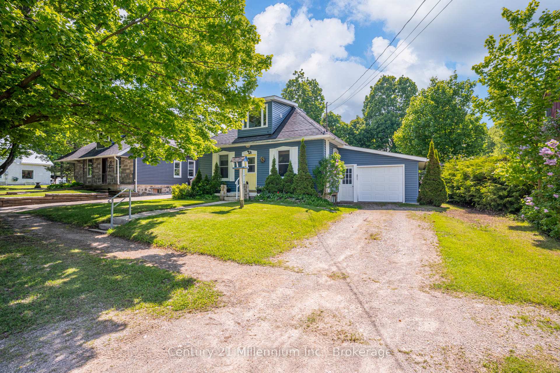10 Alexander Street, Northern Bruce Peninsula — photo 3 of 5