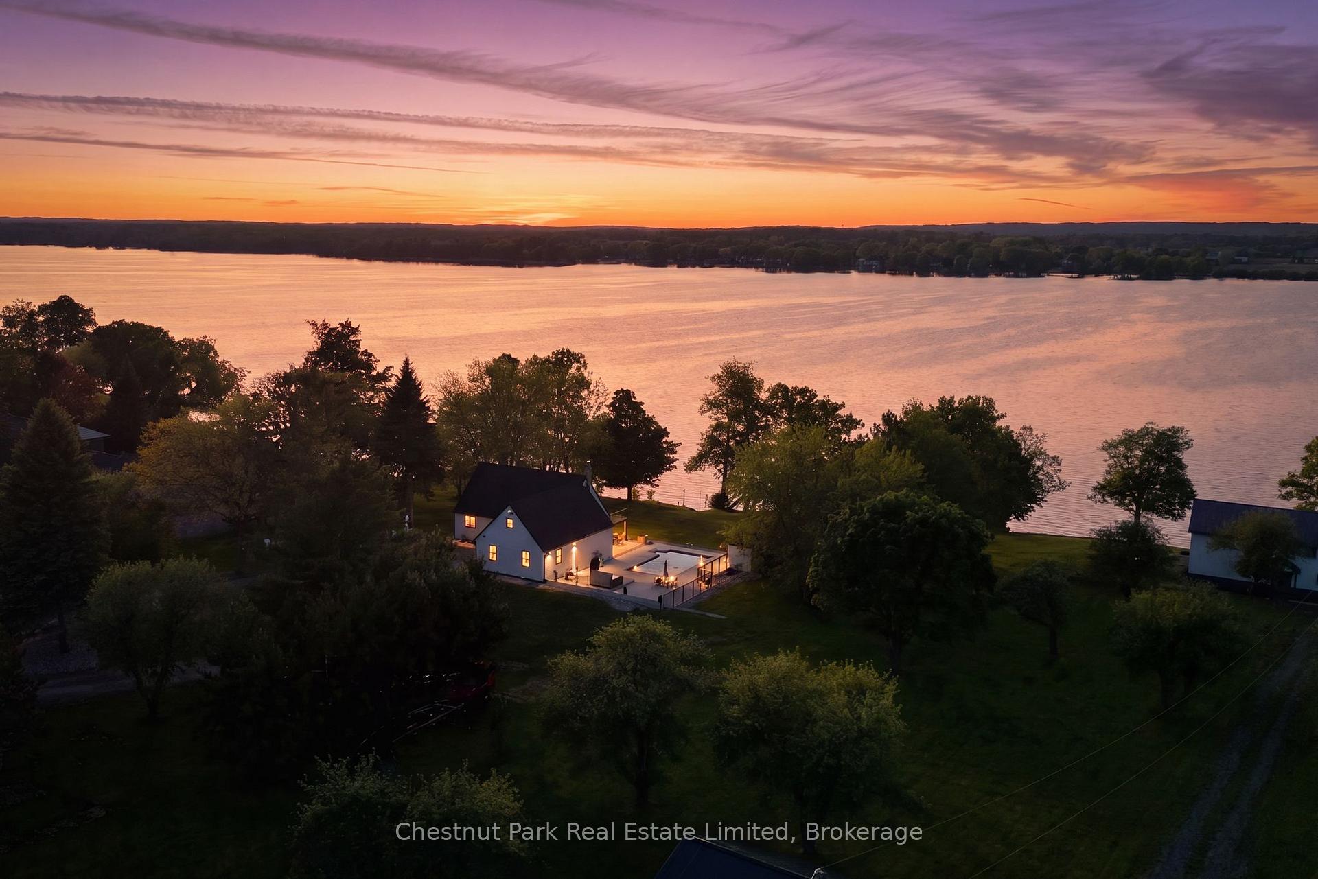 1424 County Rd 3 N/A, Prince Edward County — photo 3 of 5