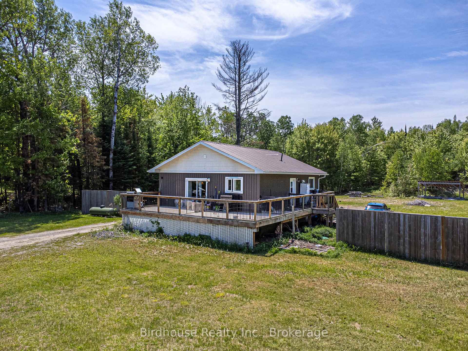 3399 Gelert Road, Minden Hills — photo 4 of 5