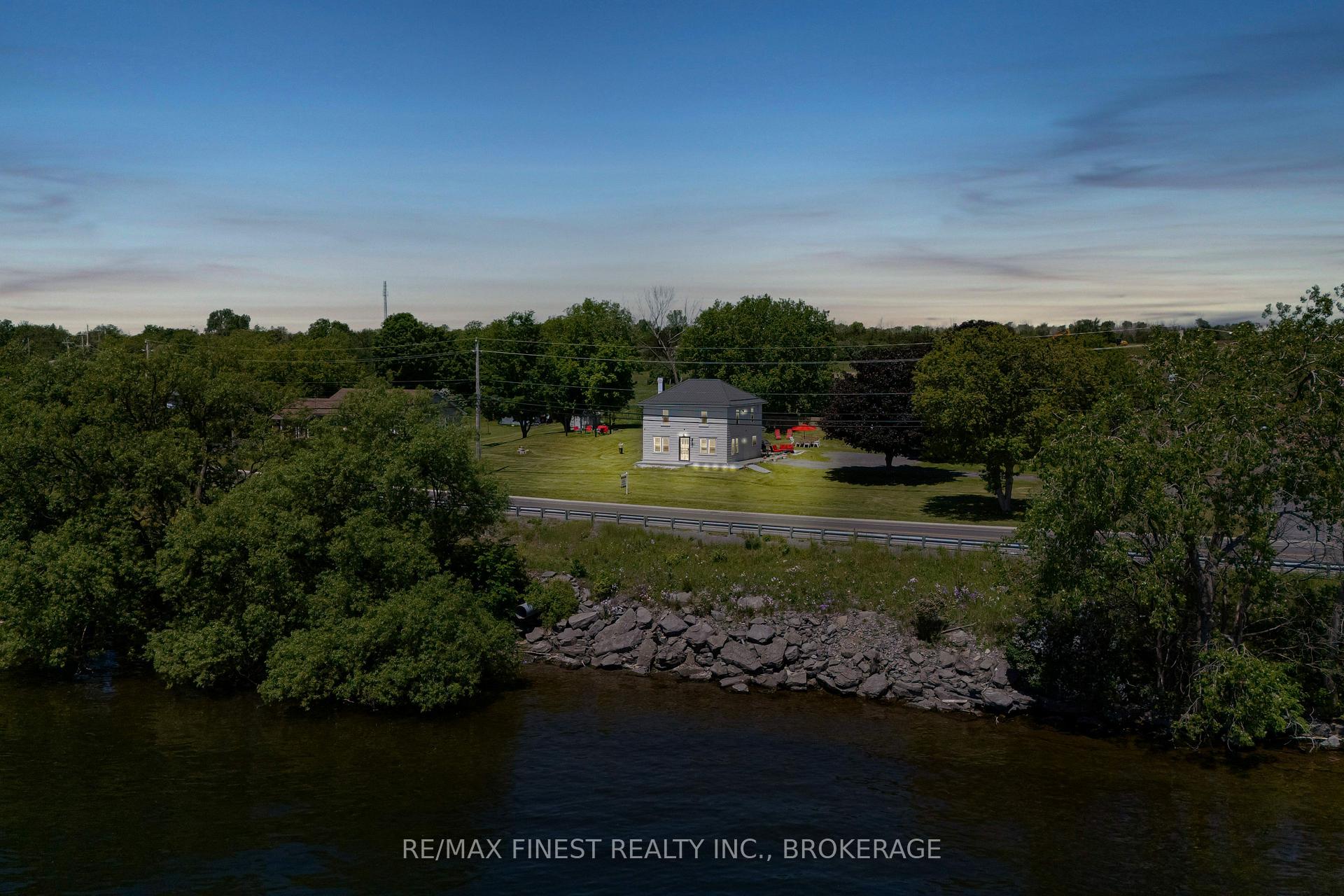 4669 Bath Road, Loyalist, ON K0H 1G0