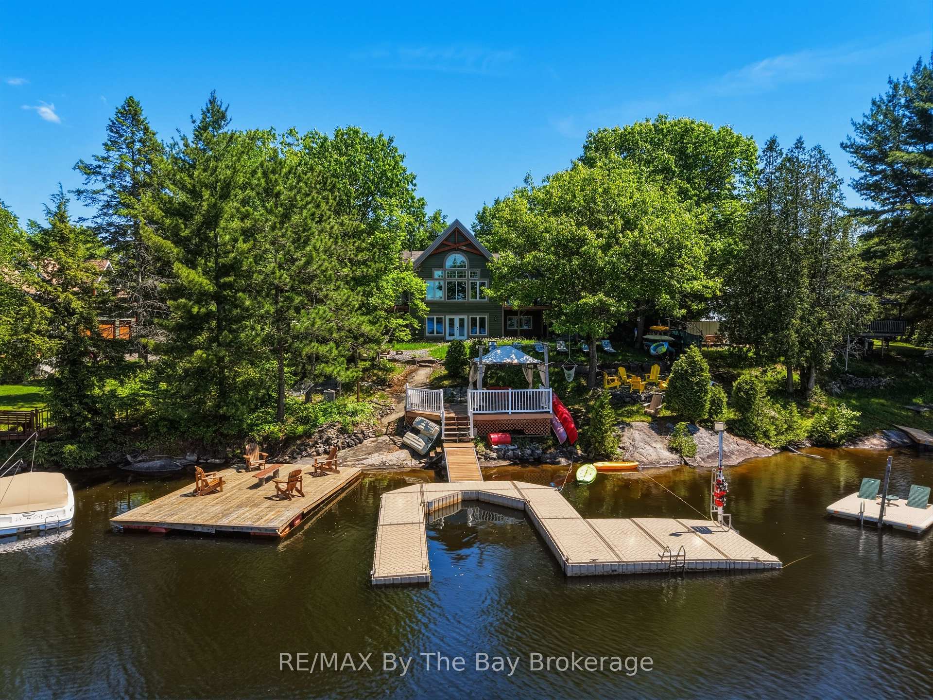 61 Mckellar Lake Road, McKellar, ON P0G 1C0