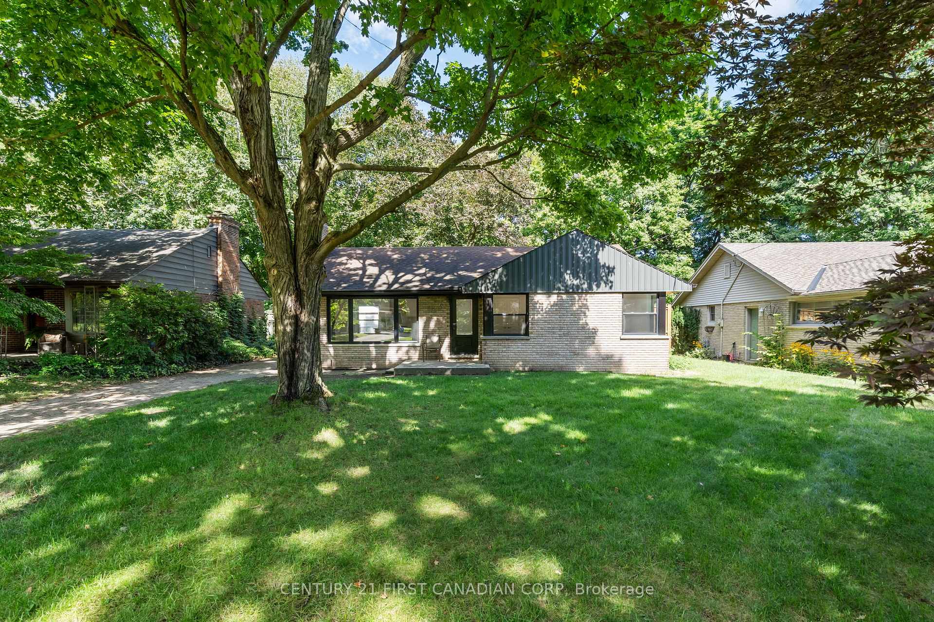 32 BRAEMAR Crescent, London North, ON N6H 2X1