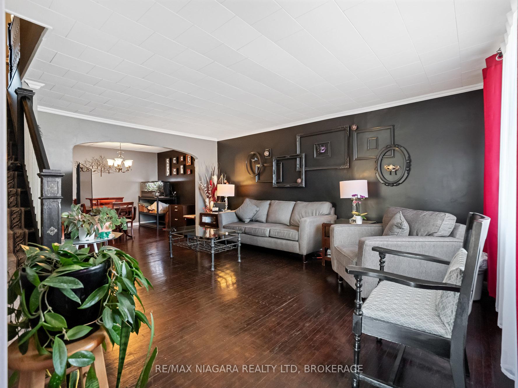 244 North Street, Fort Erie — photo 4 of 5