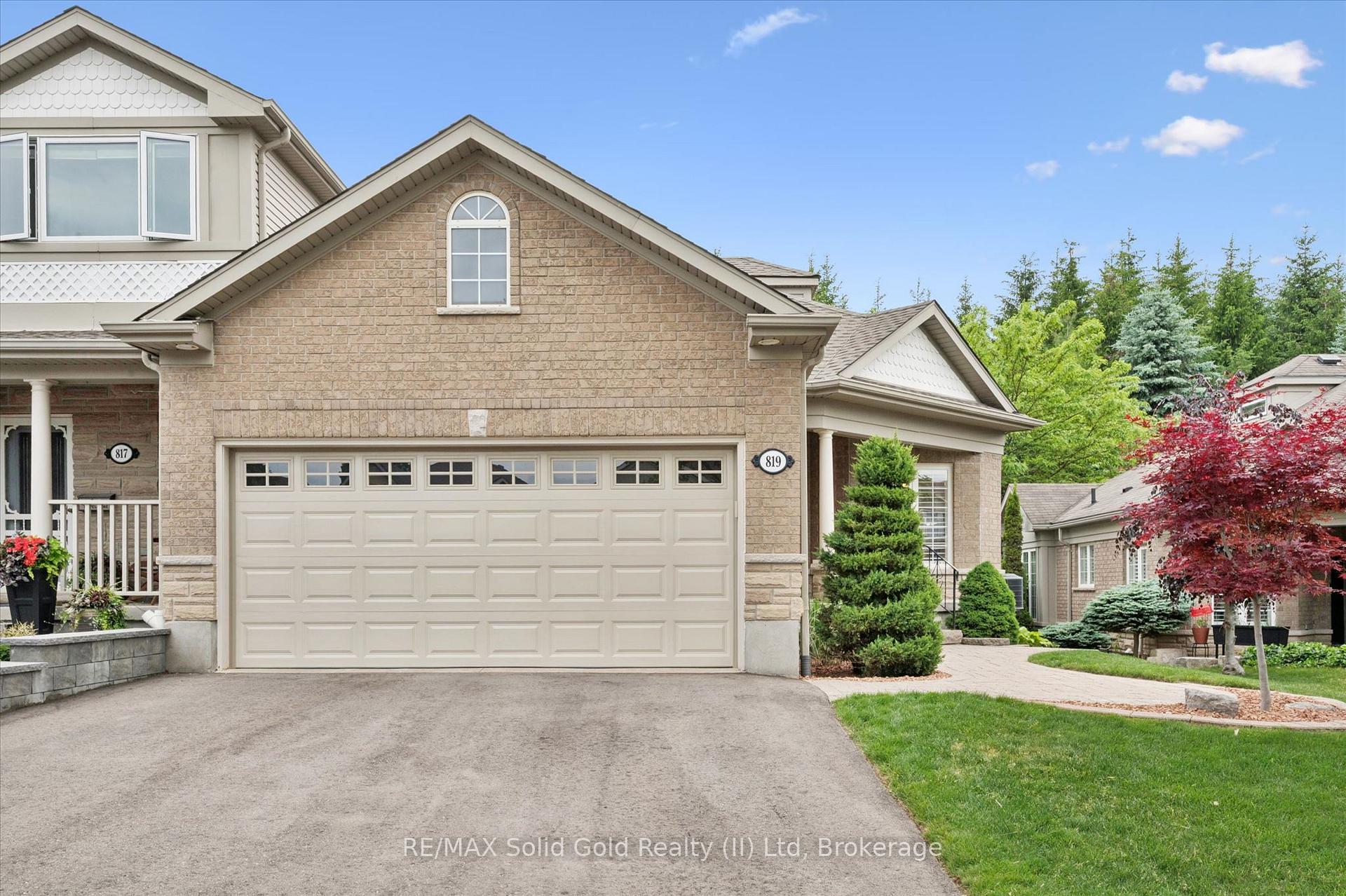 819 Creekside Drive, Waterloo, ON N2V 2S6