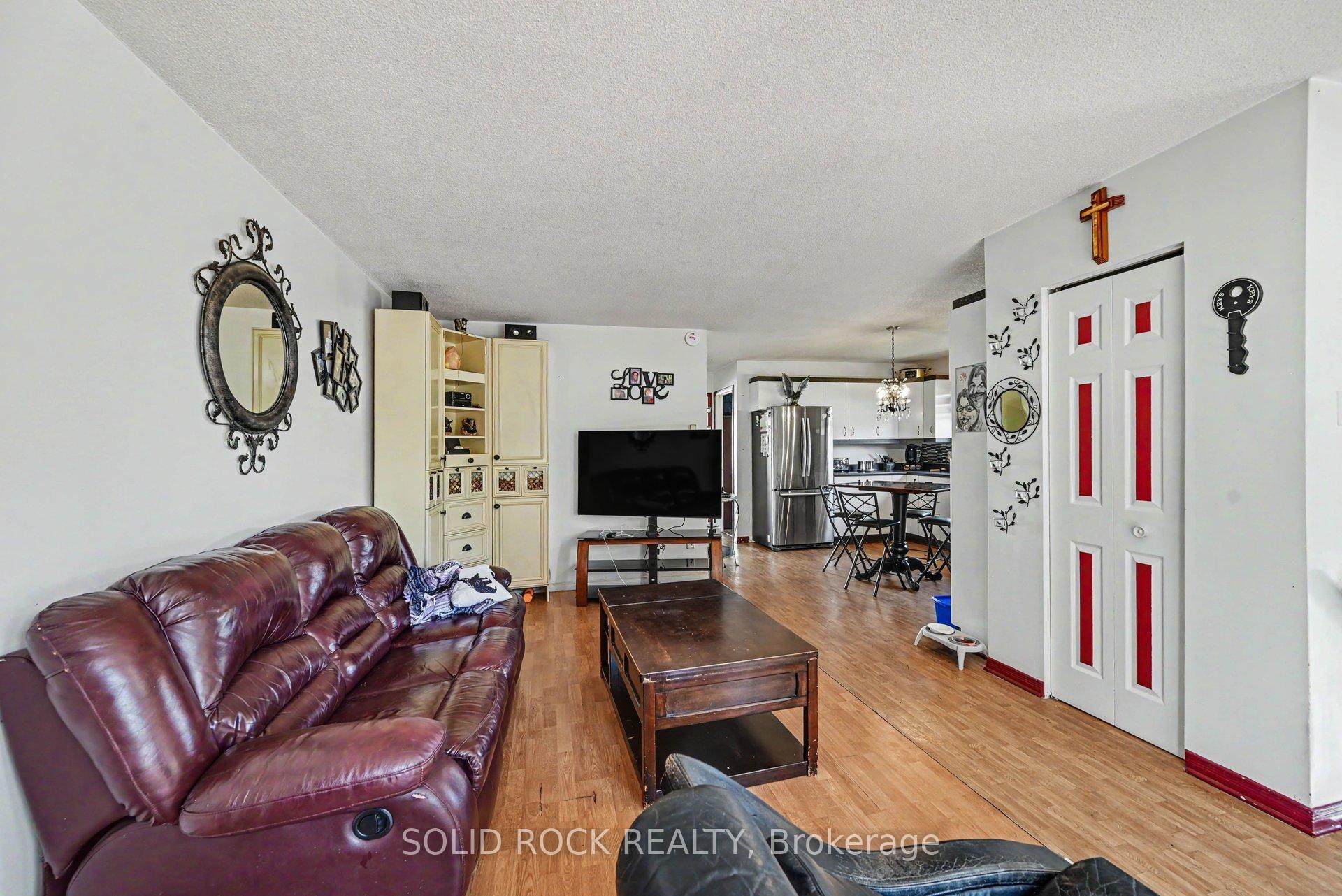 530 Mario Street, Hawkesbury — photo 4 of 5