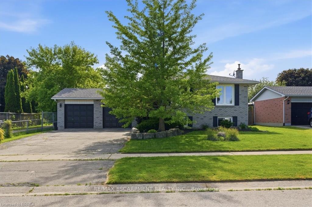 33 Edward Avenue, Brant, ON N0E 1N0