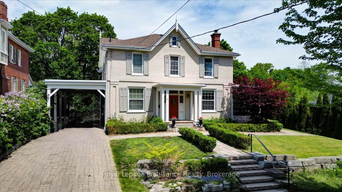 94 Dorset Street W, Port Hope, ON L1A 1G2