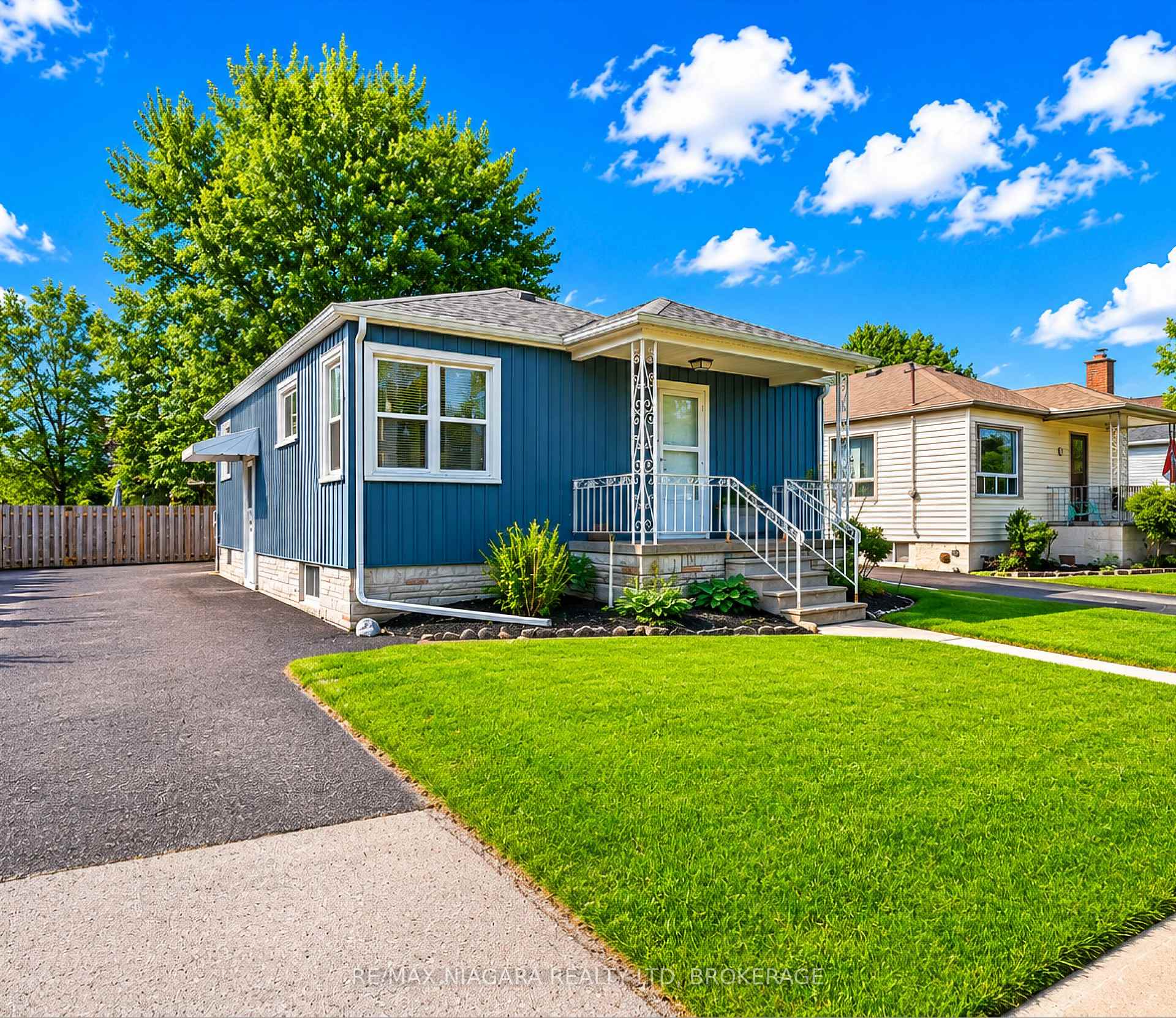19 BRIDGE Street, St. Catharines, ON L2S 2V7
