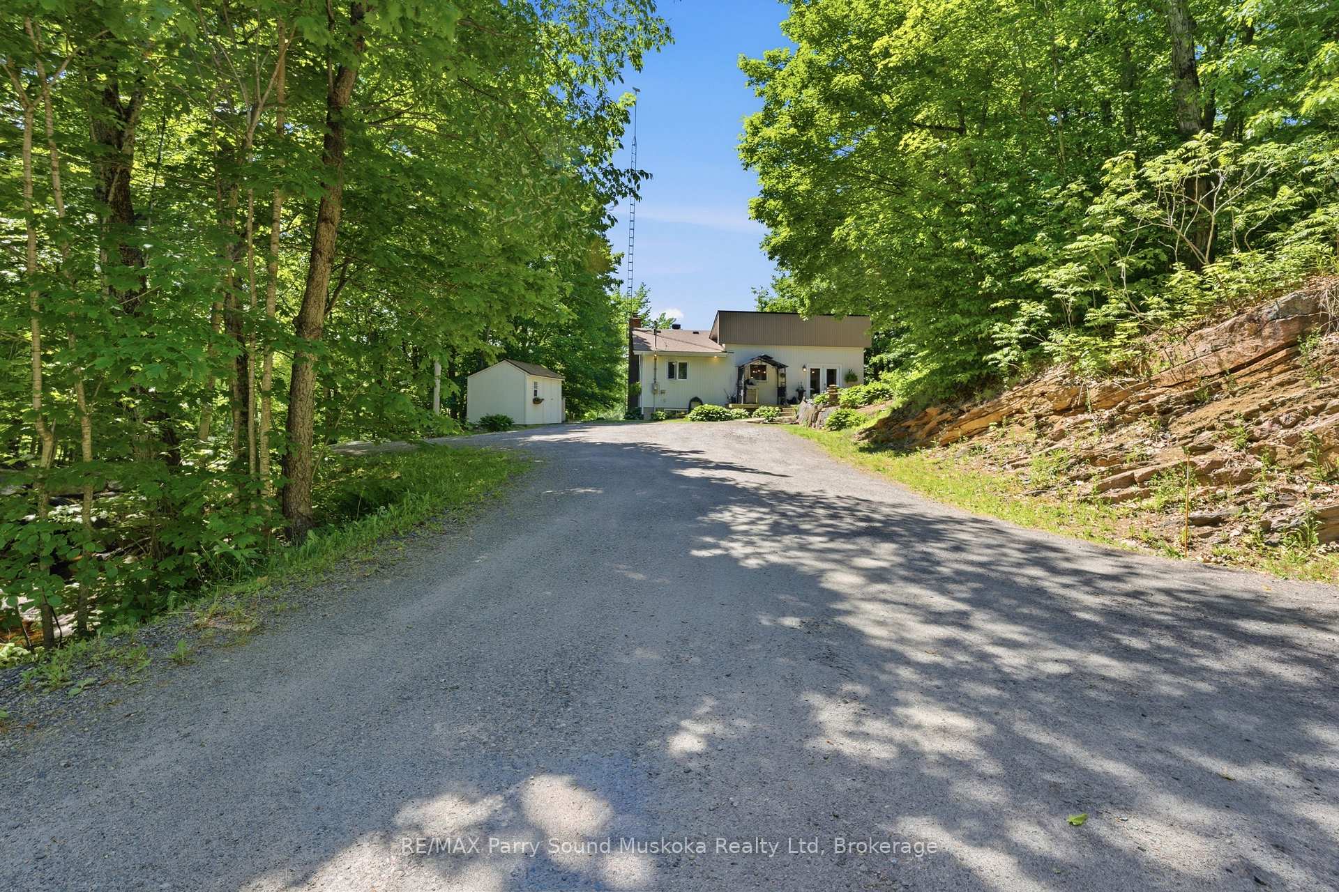 15 Elsasser Road, Seguin — photo 4 of 5