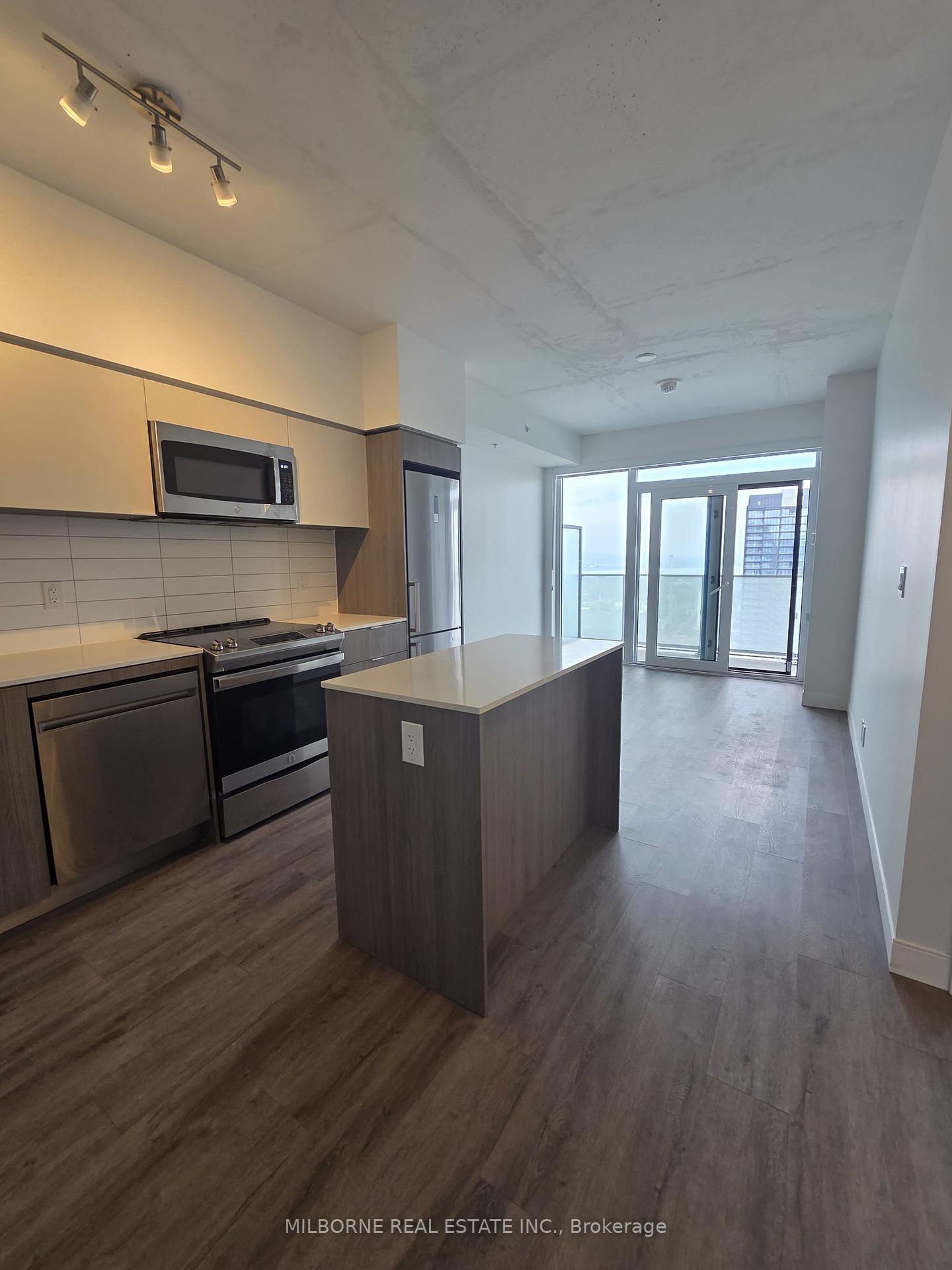22 Hughson Street N 2410A, Hamilton, ON L8R 3L5