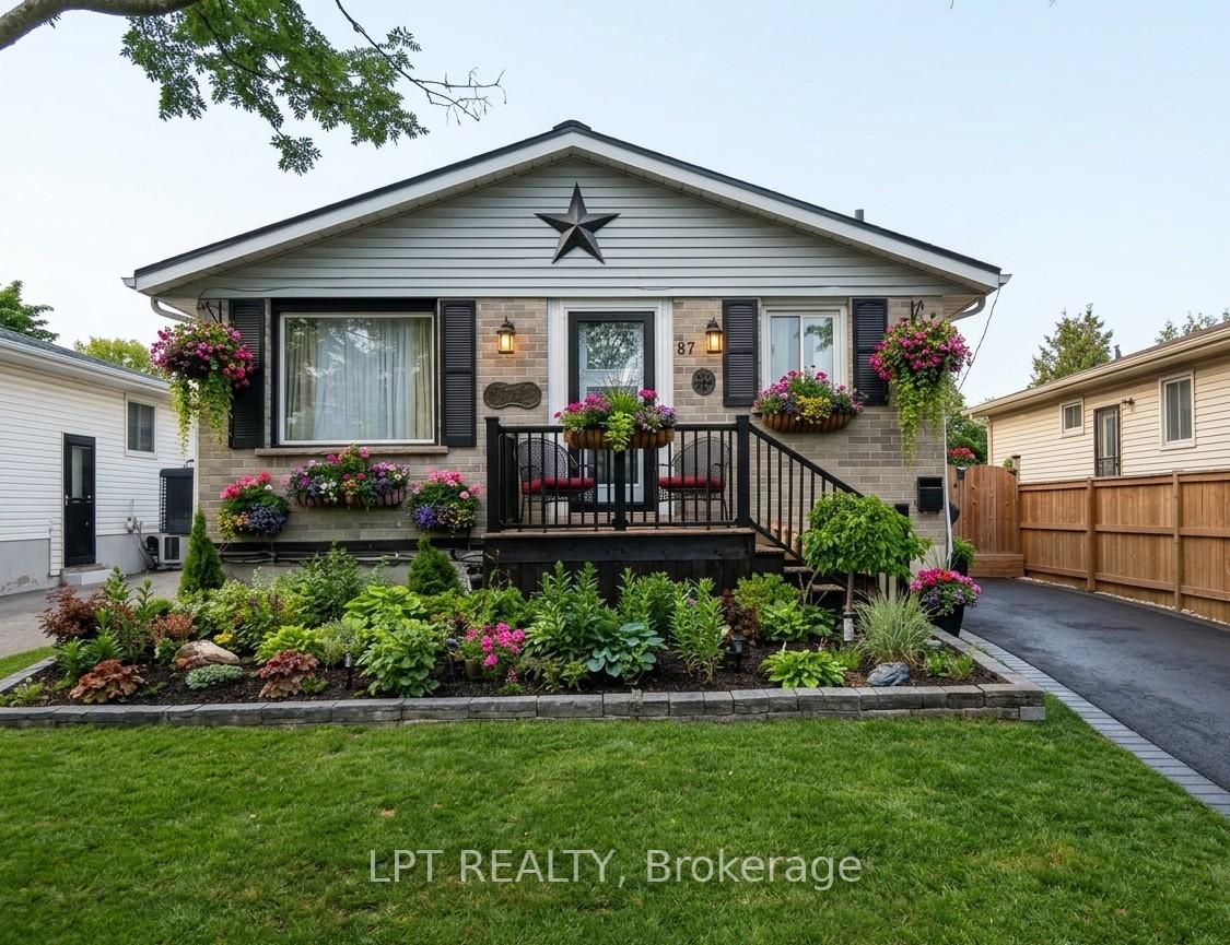 87 Dauphin Avenue, Kingston, ON K7K 6B2