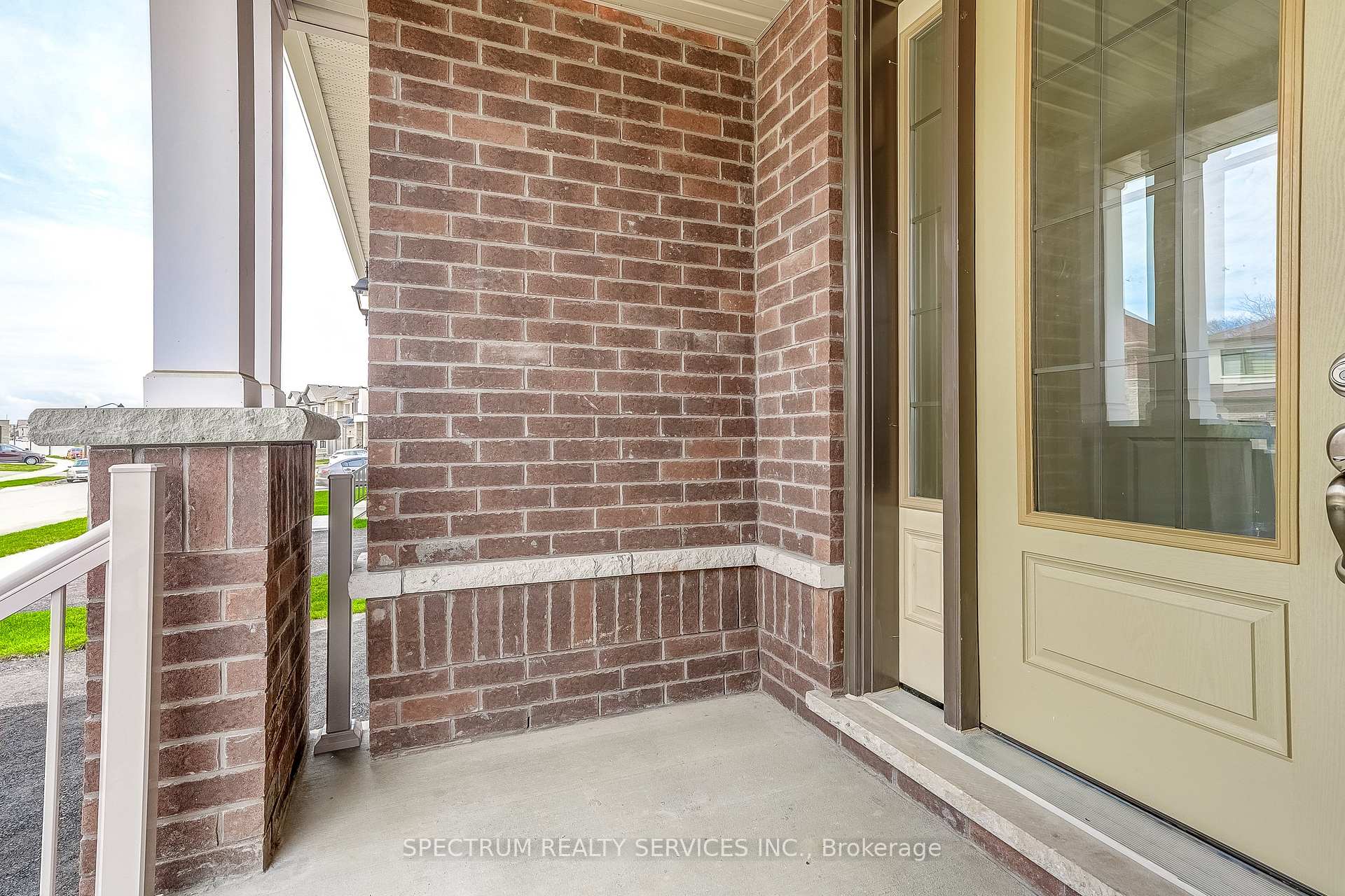35 Dore Drive, Brantford — photo 5 of 5