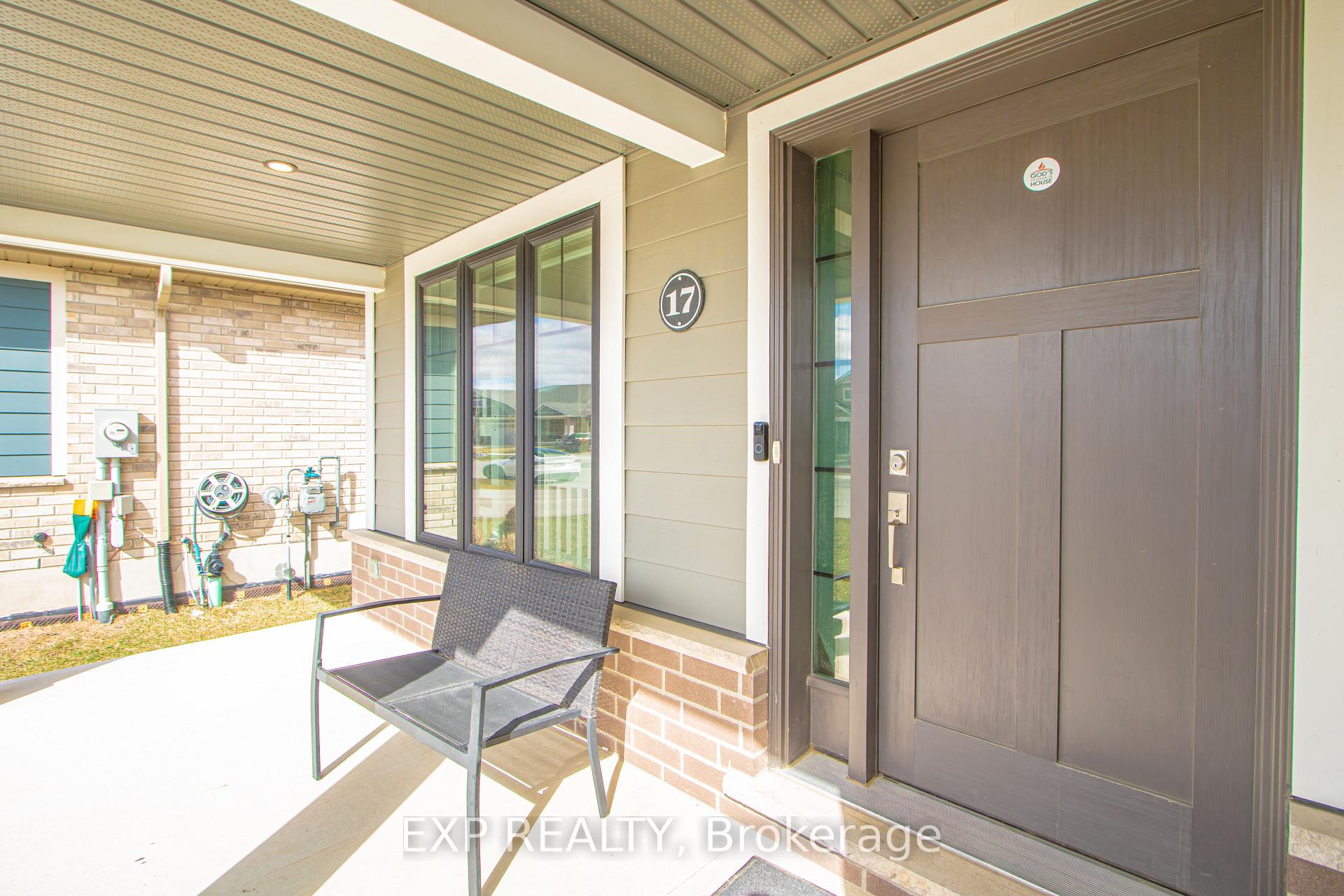 17 Harlequin Court, St. Thomas — photo 4 of 5