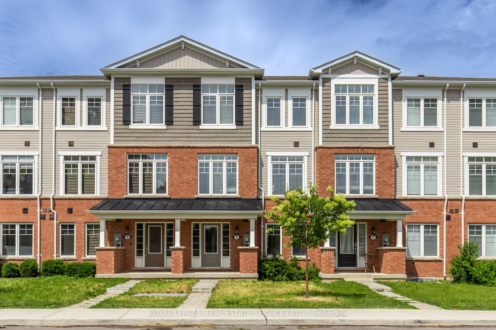 5 Canoe Lane, Hamilton, ON L8K 0A3