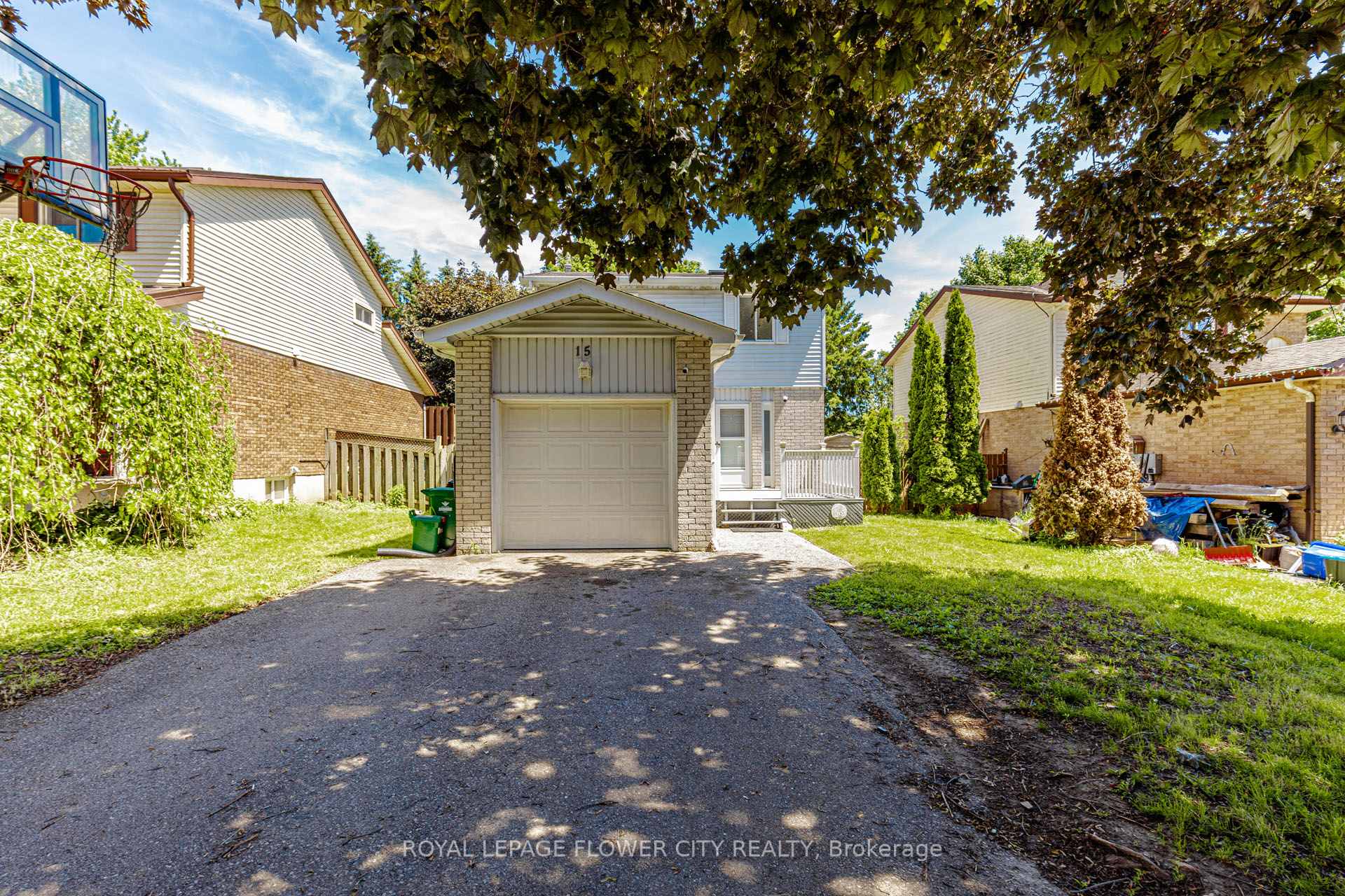 15 Glendan Court, Cambridge, ON N1R 7N4