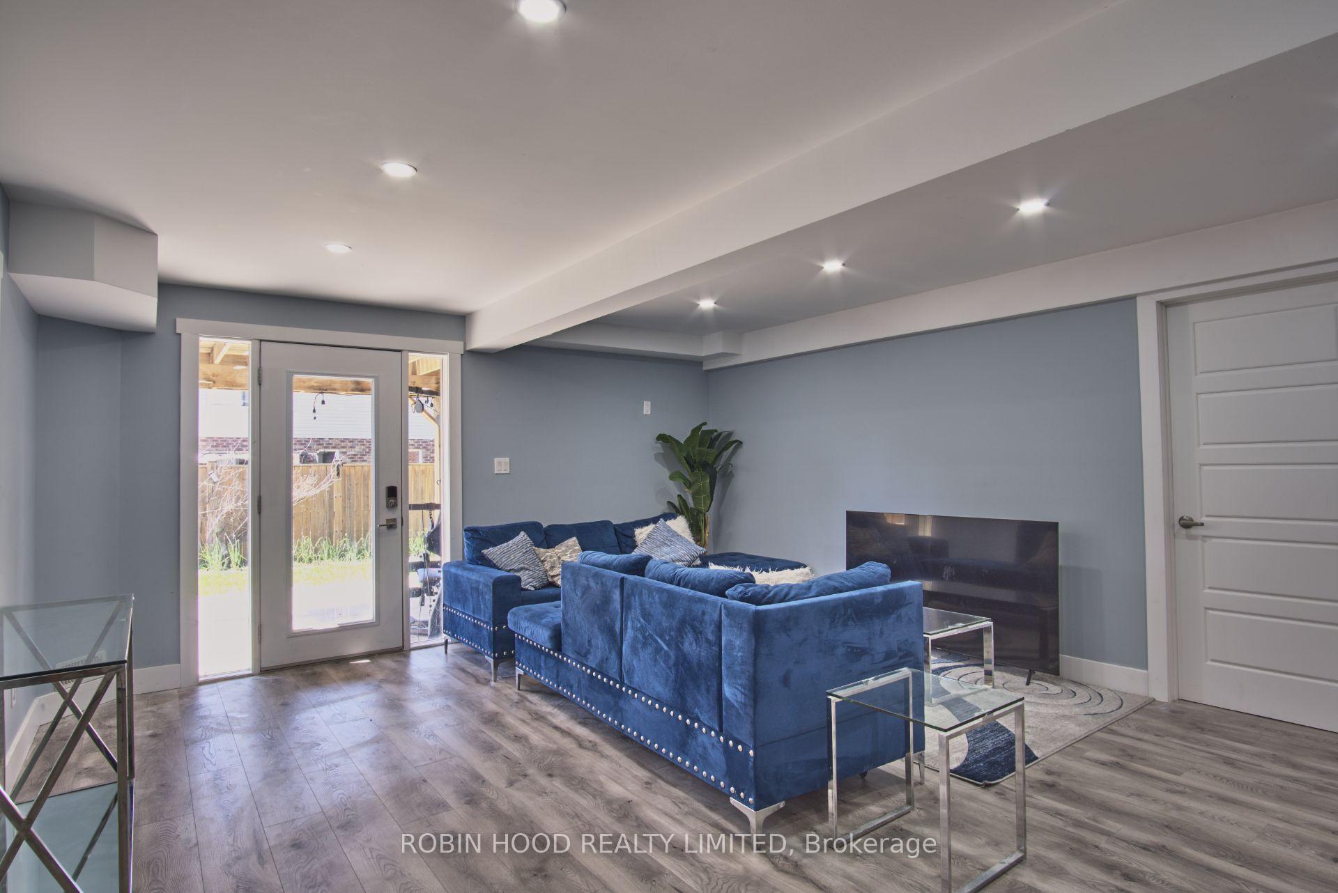 201 Drenters Court Lower, Guelph/Eramosa, ON N0B 2K0