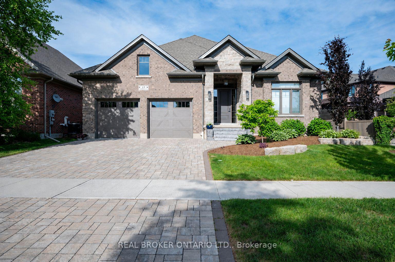 15 LANGTON Drive, Kitchener, ON N2P 2X9