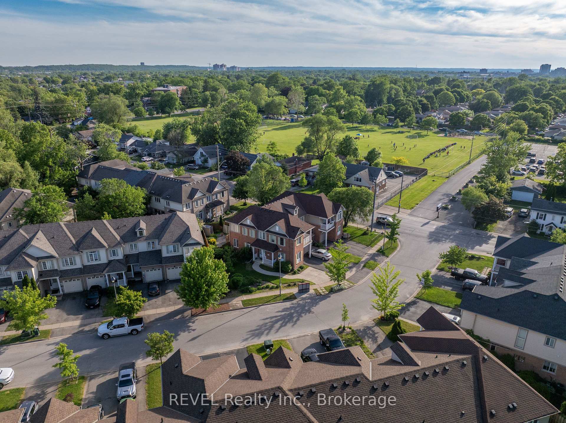 67 CHLOE Street, St. Catharines, ON L2P 0A5