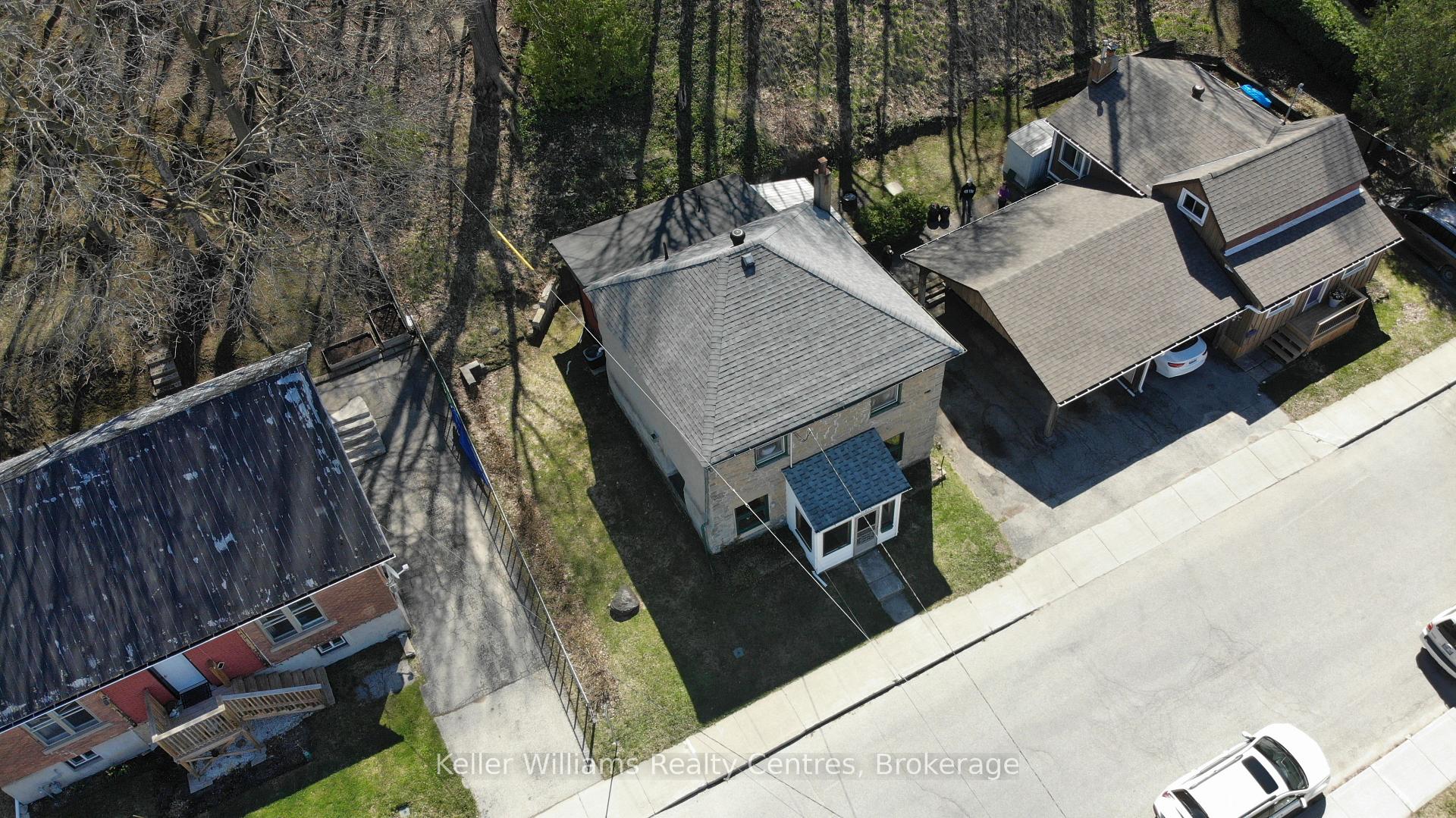 1671 4th Avenue E, Owen Sound — photo 5 of 5