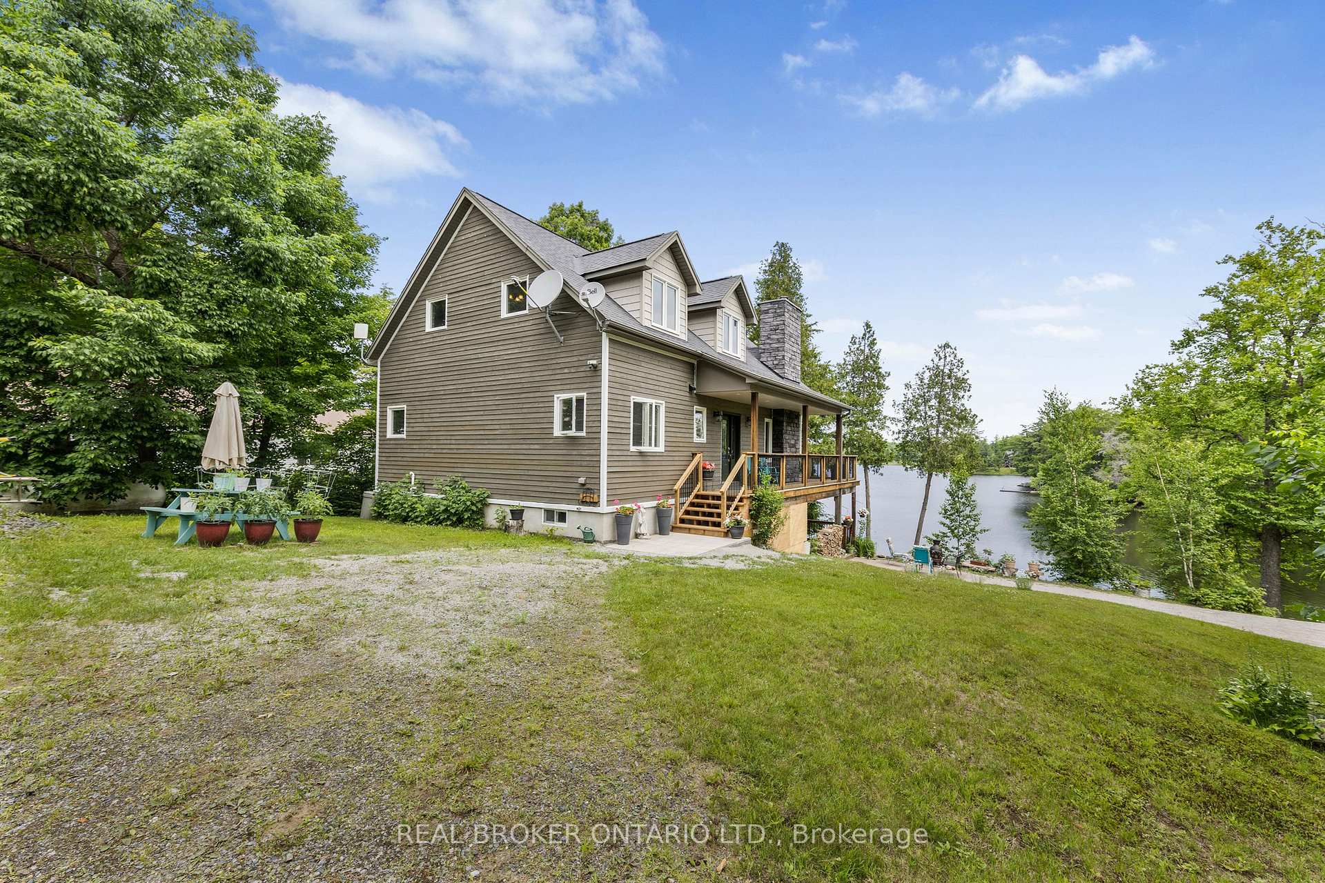 1 McKowen Road, McKellar, ON P0G 1C0