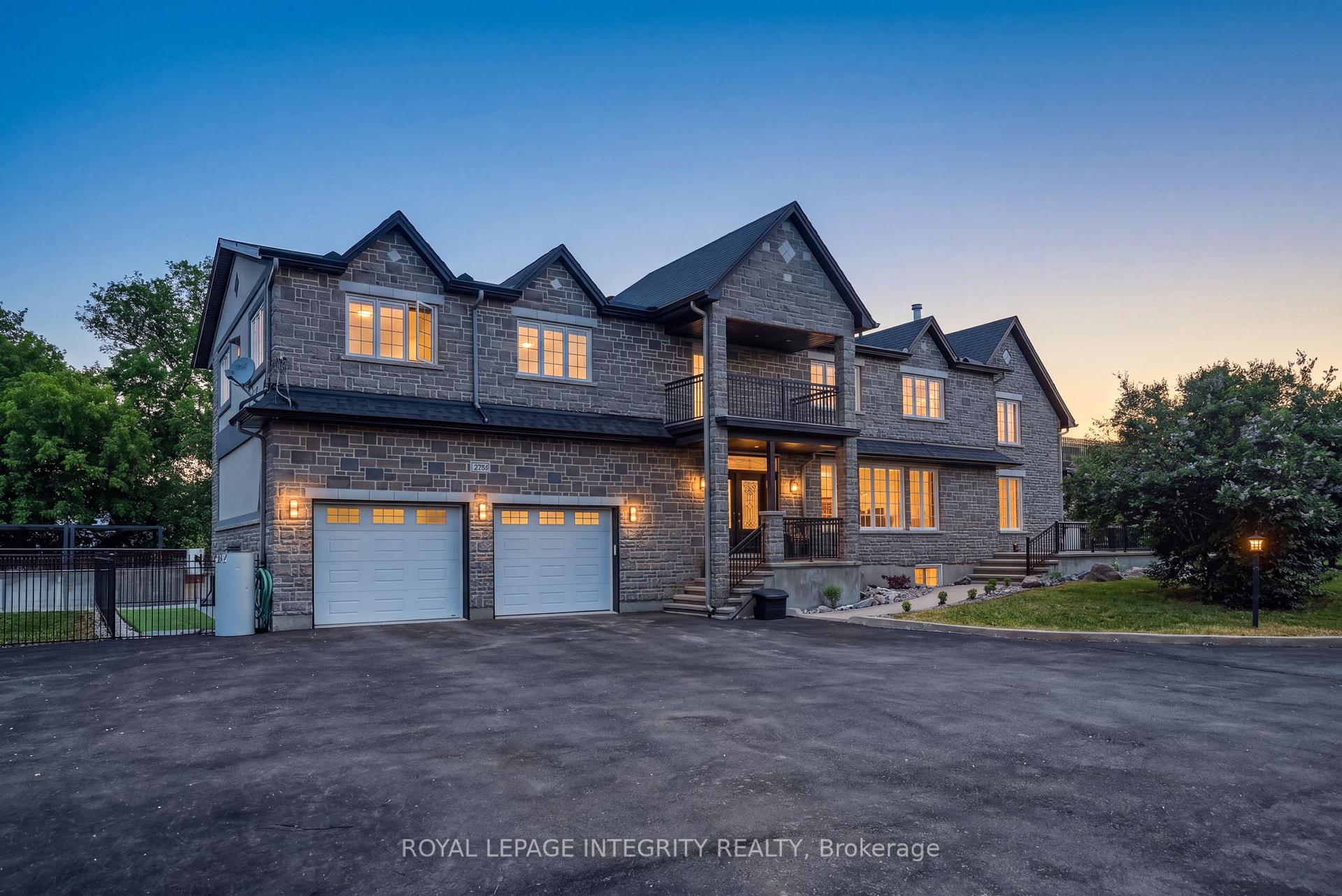 2754 Eagleson Road, Stittsville - Munster - Richmond, ON K2S 1B8