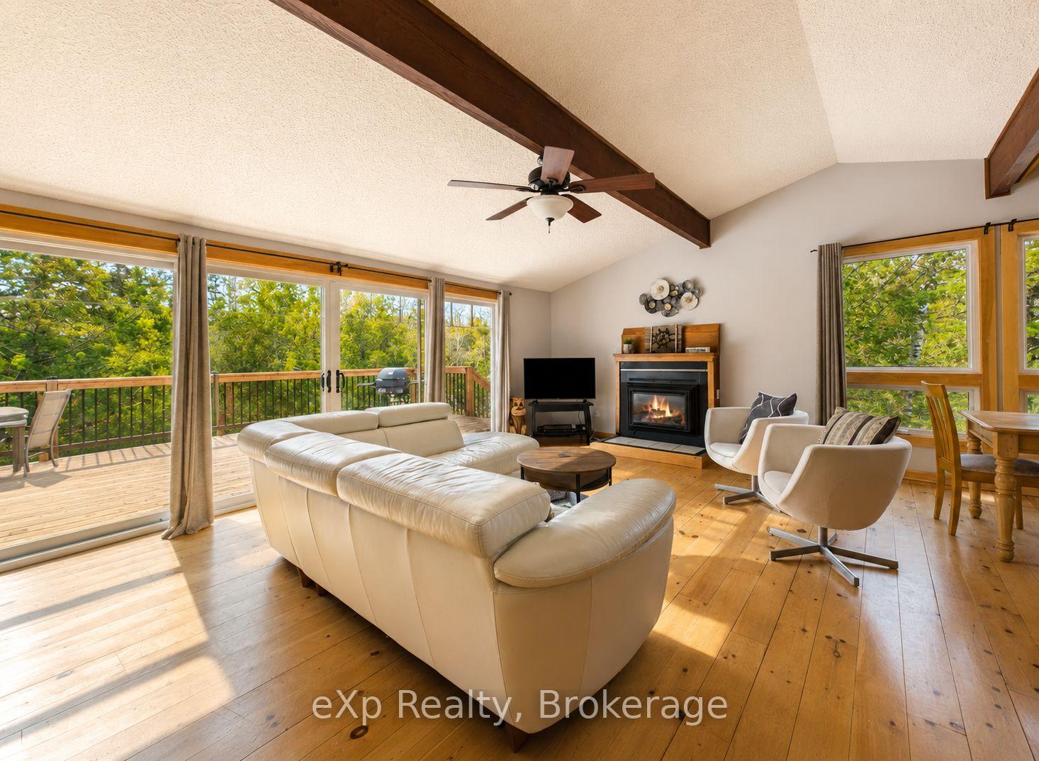 26 Elgin Street, Northern Bruce Peninsula — photo 4 of 5