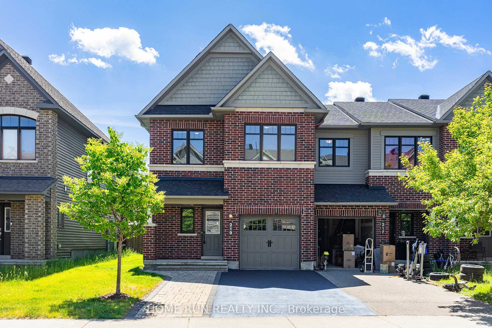 219 Halyard Way, Kanata, ON K2T 0L2
