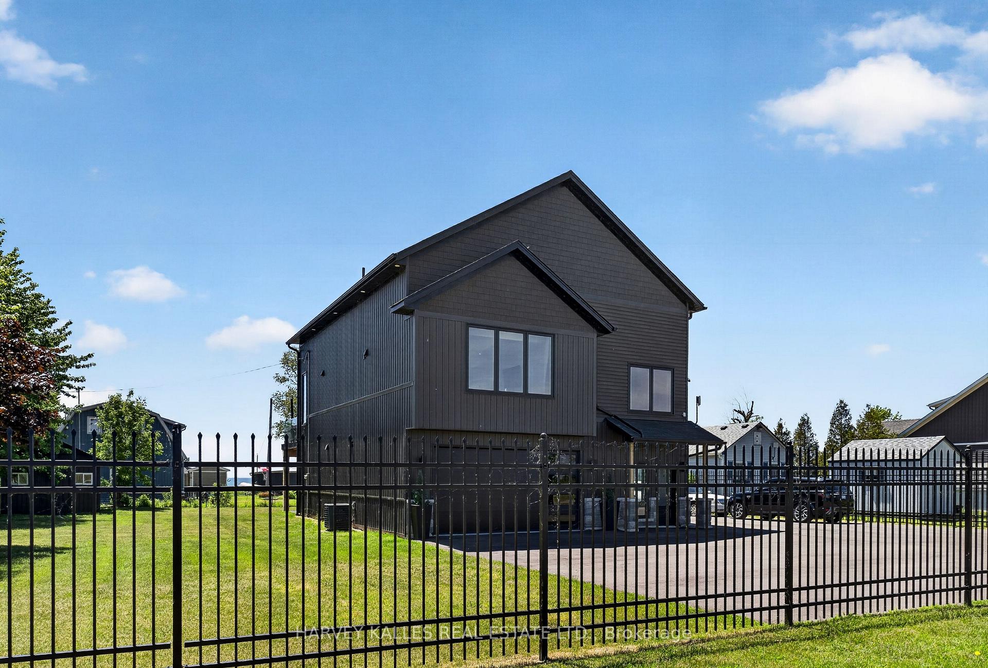 3184 Lakeshore Road, Haldimand, ON N1A 2W8