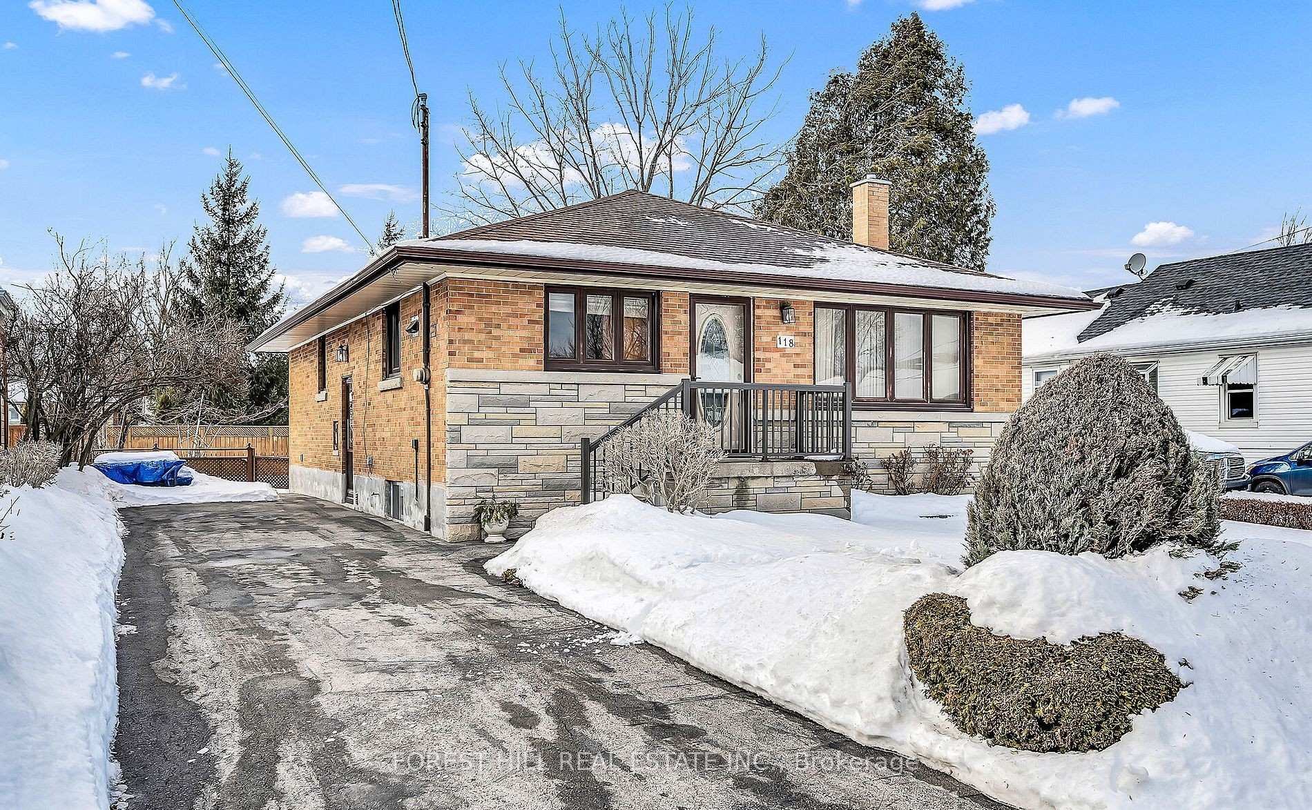 118 Charlotte Street, Hamilton, ON L8K 4V2
