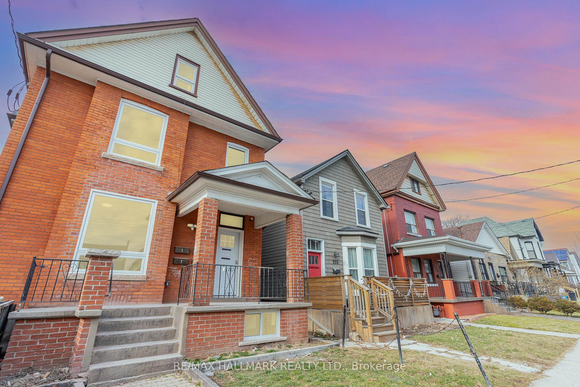 291 Emerald Street N MAIN, Hamilton, ON L8L 5L2