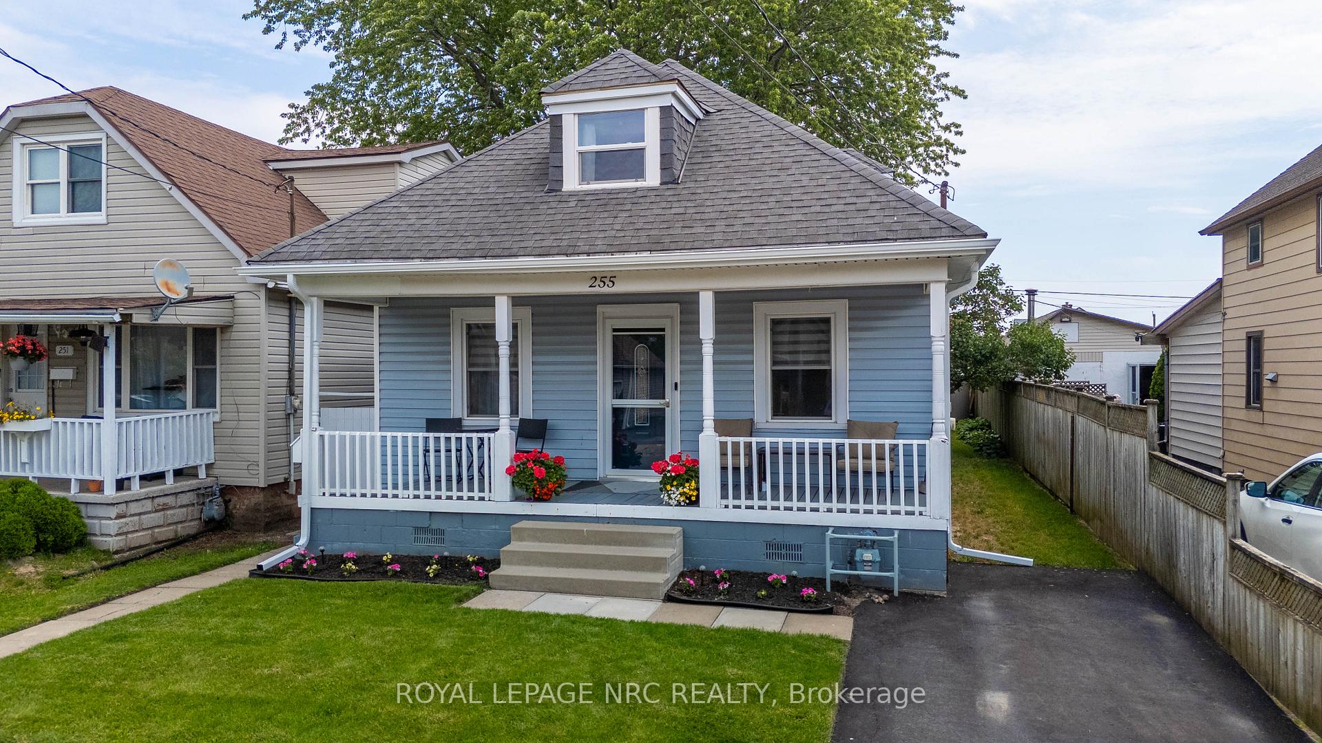255 Deere Street, Welland — photo 3 of 5