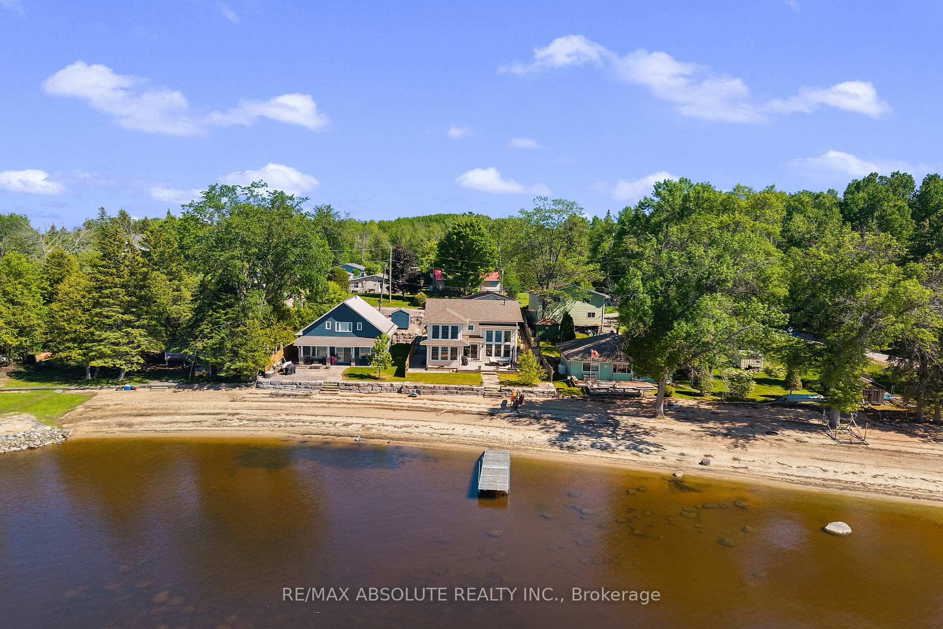 664 Caruso Circle, McNab/Braeside — photo 3 of 5
