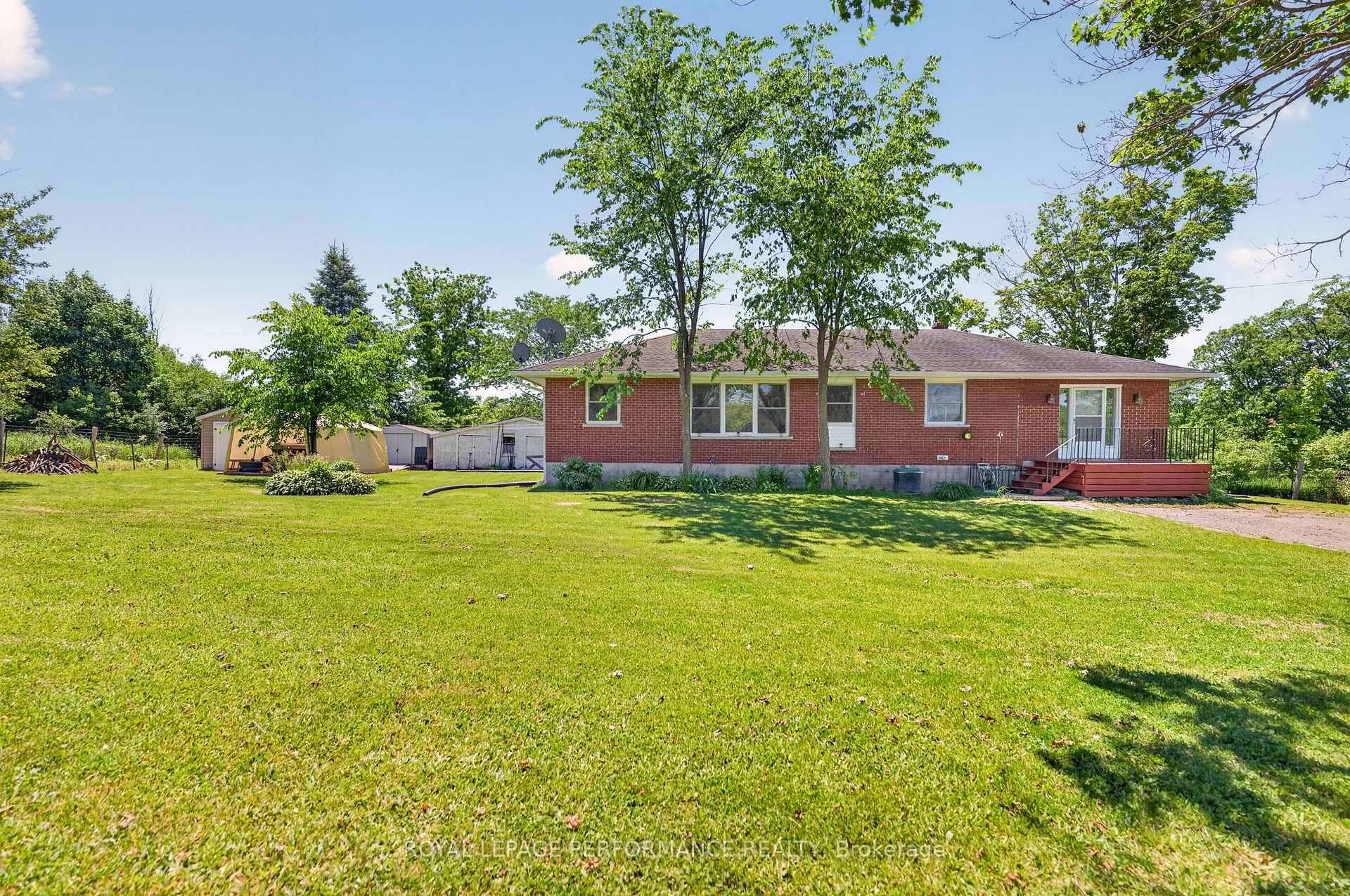 1046 Highway 32 Highway, Front of Leeds & Seeleys Bay, ON K7G 2V3