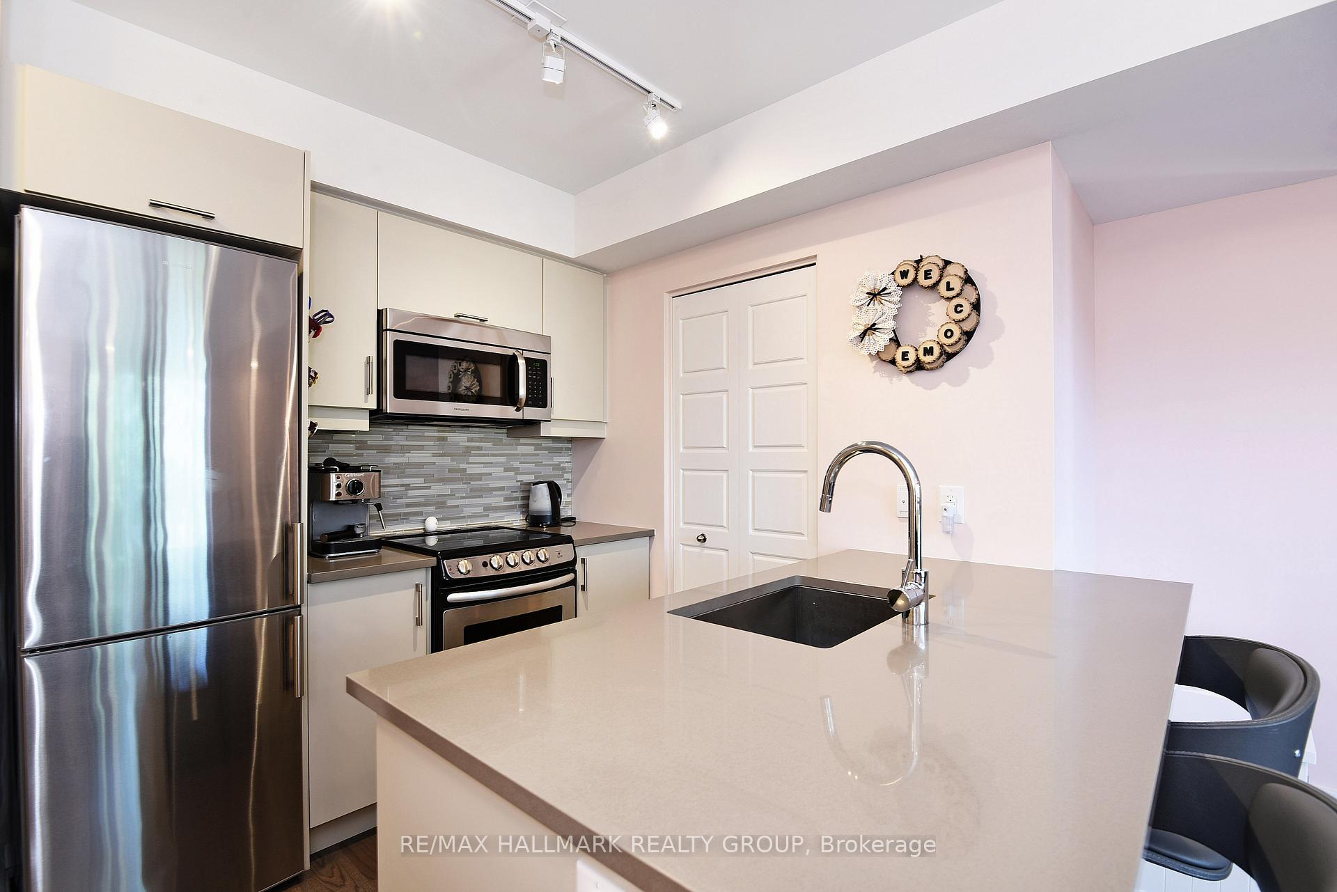 316 Bruyere Street 311, Lower Town - Sandy Hill — photo 3 of 5