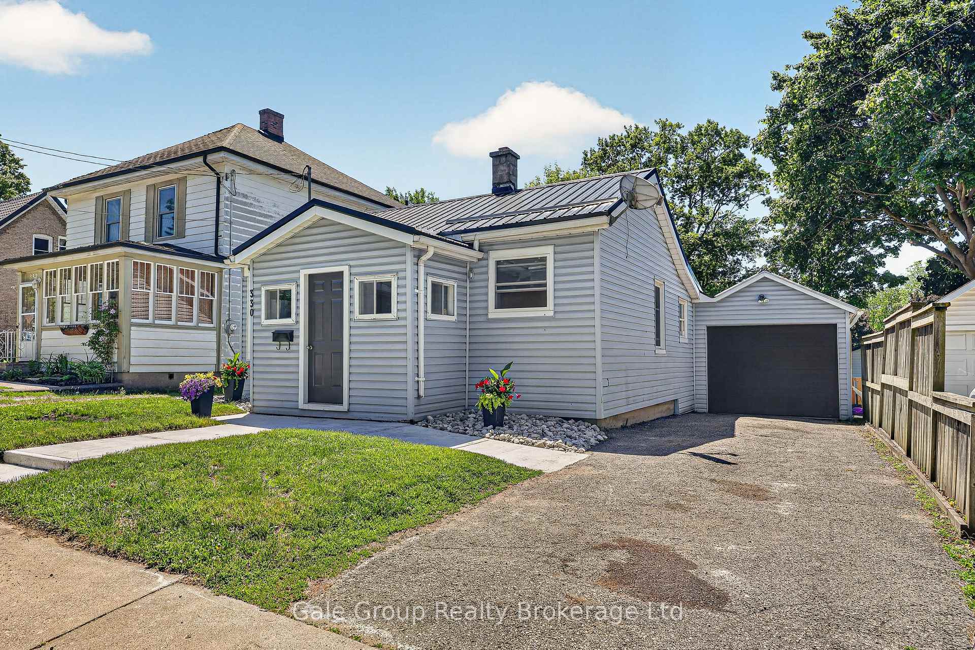 330 Queen Street, Woodstock, ON N4S 1M1