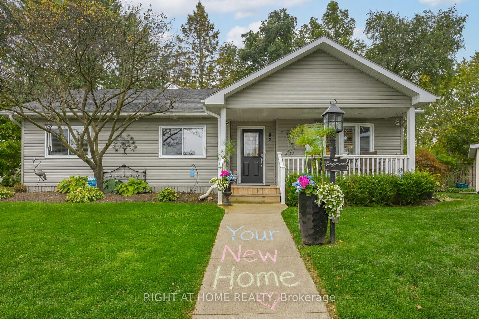162 Mississauga Place, South Huron, ON N0M 1T0