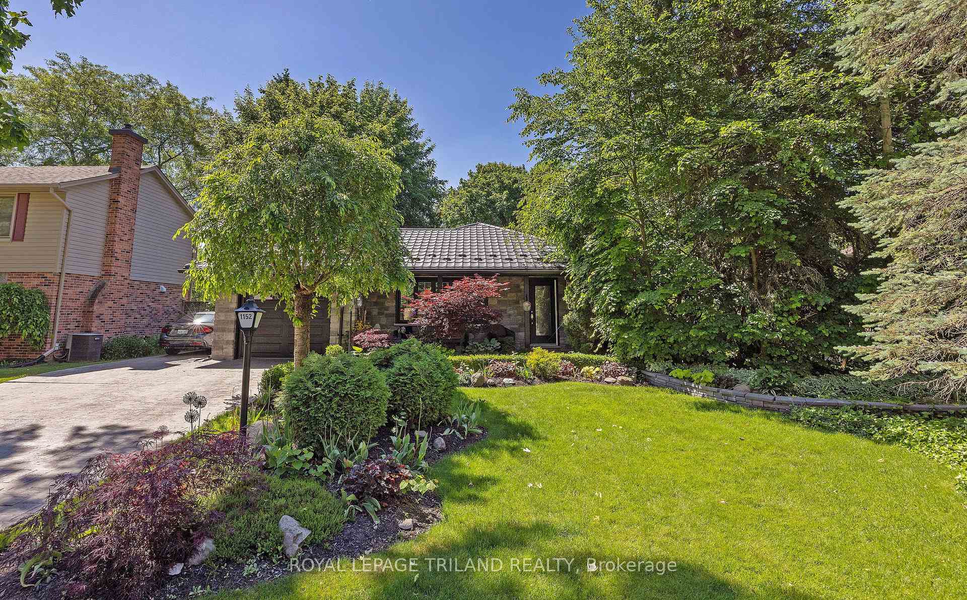 1152 Ivanhill Road, London North, ON N6H 4C1