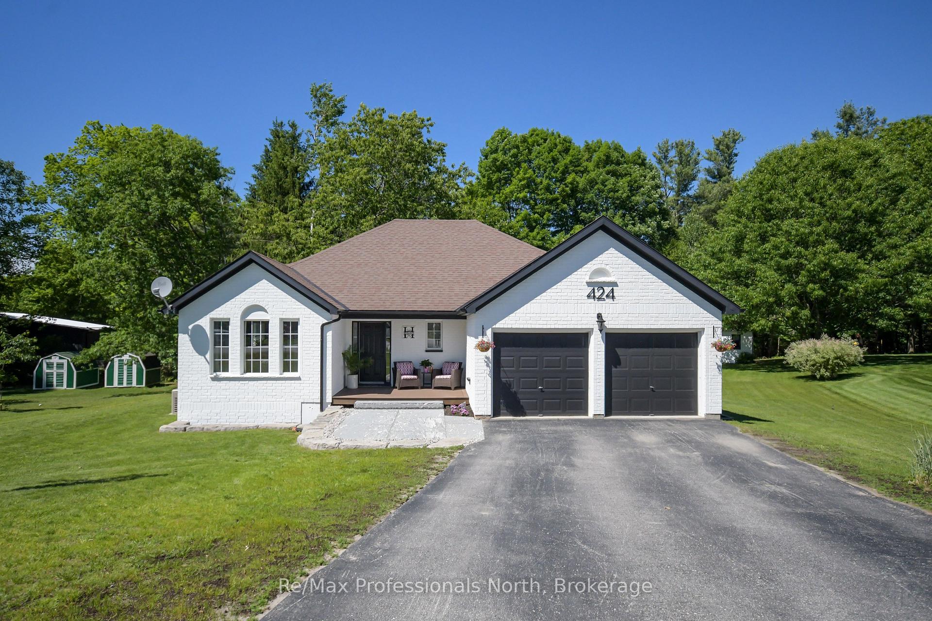 424 ALEXANDER Street, Gravenhurst, ON P1P 1A3