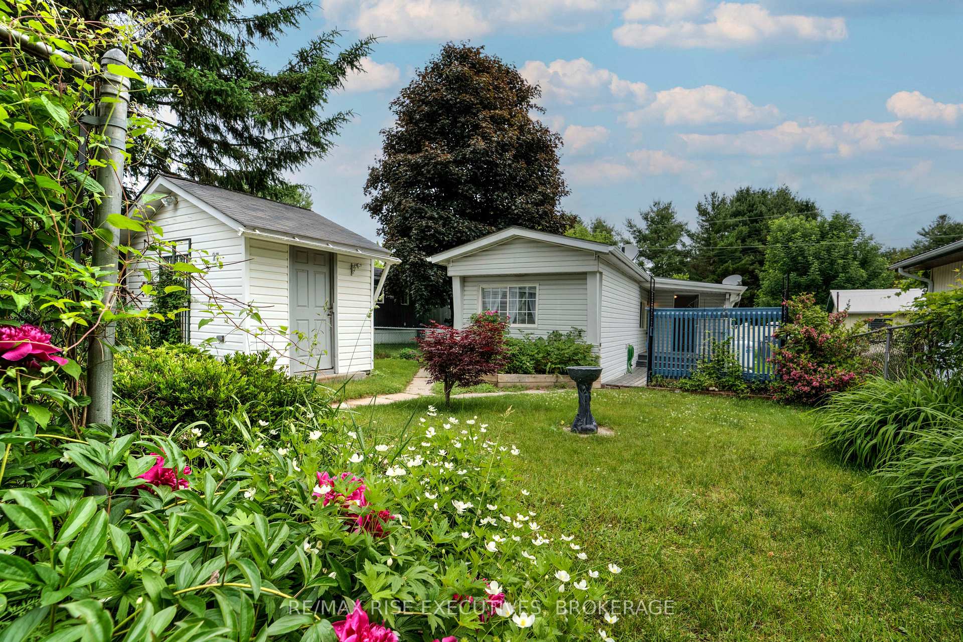 104 Ellisville Road 27, Leeds and the Thousand Islands, ON K0H 2N0