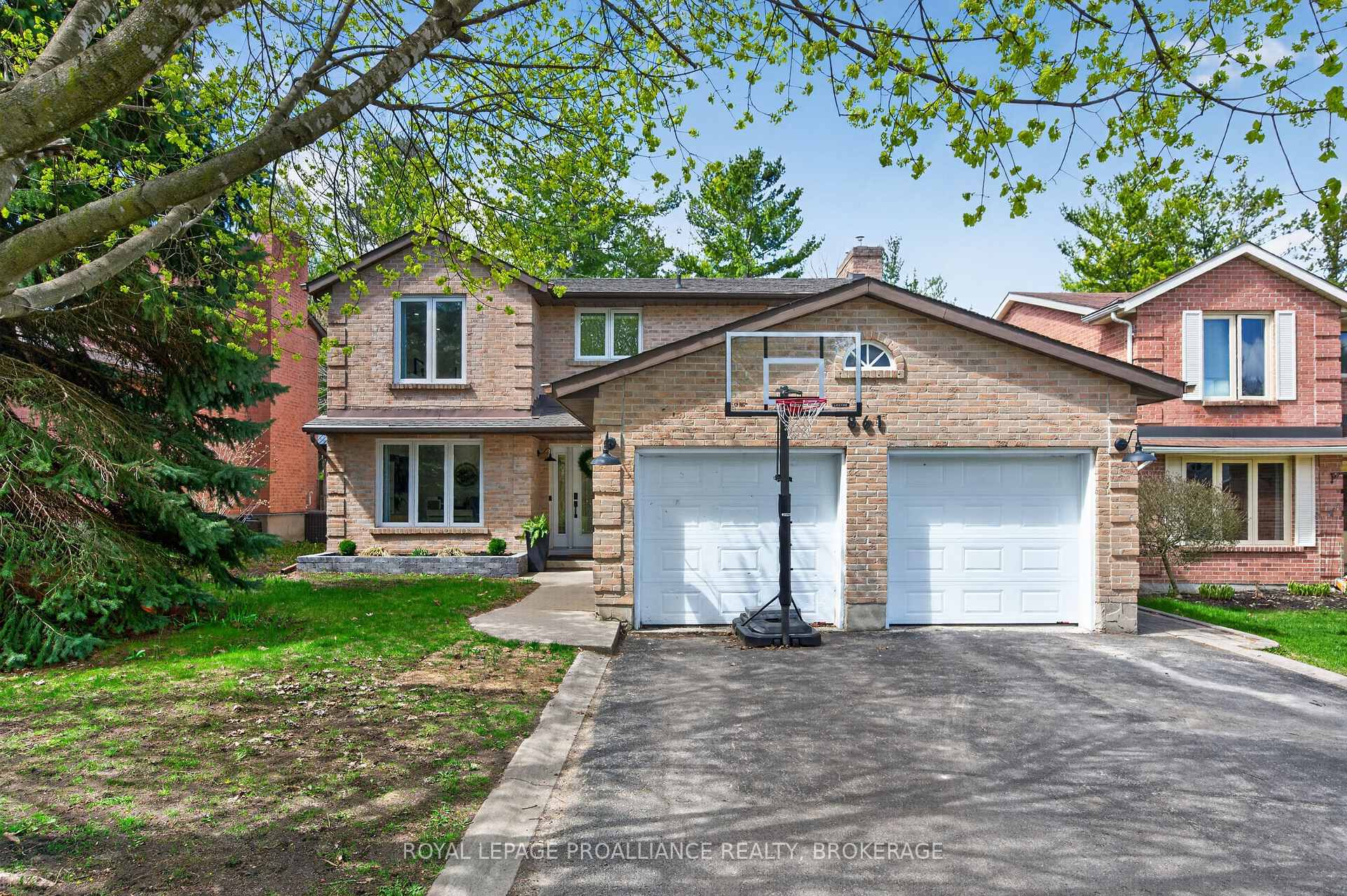 861 Mona Drive, Kingston, ON K7P 1S3