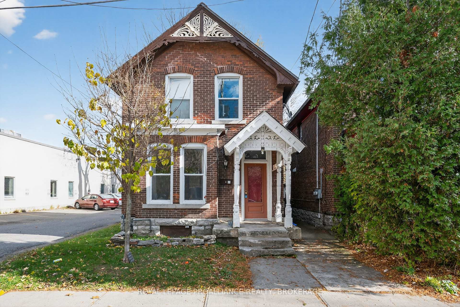 407 Bagot Street 1, Kingston, ON K7K 3C1