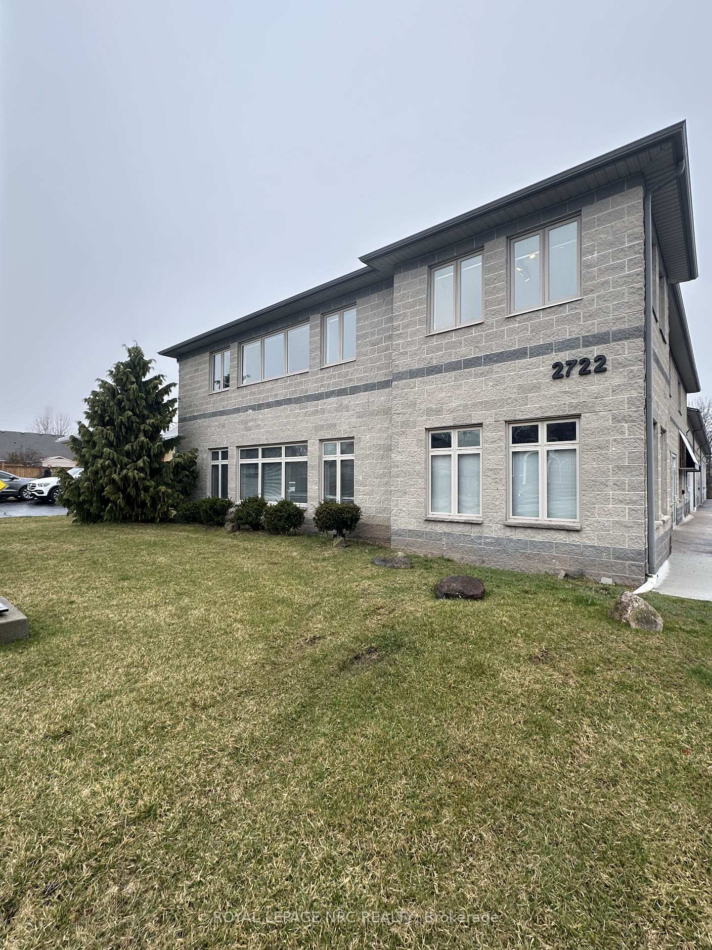 2722 Saint Paul Avenue 1, Niagara Falls, ON L2J 2L4
