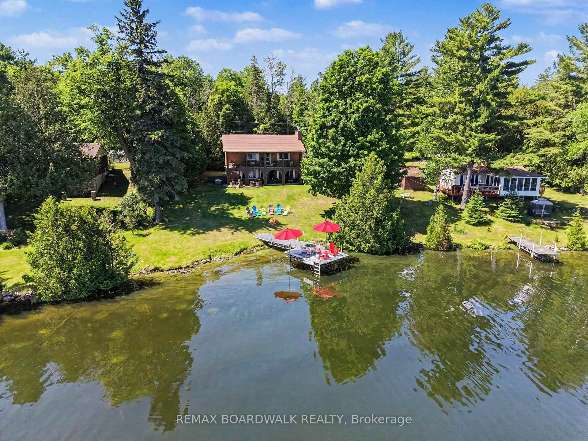 126 Lakeshore Drive, Lanark Highlands, ON K0A 3L0