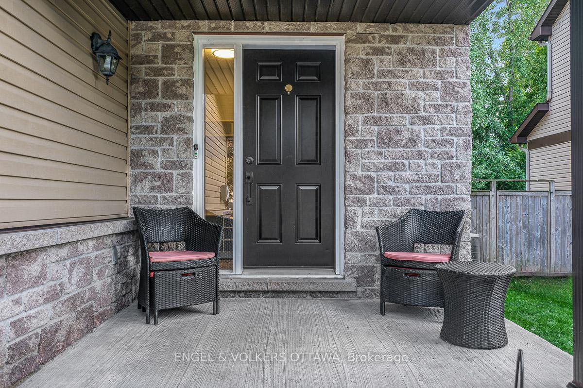 938 Payer Street, Clarence-Rockland — photo 3 of 5