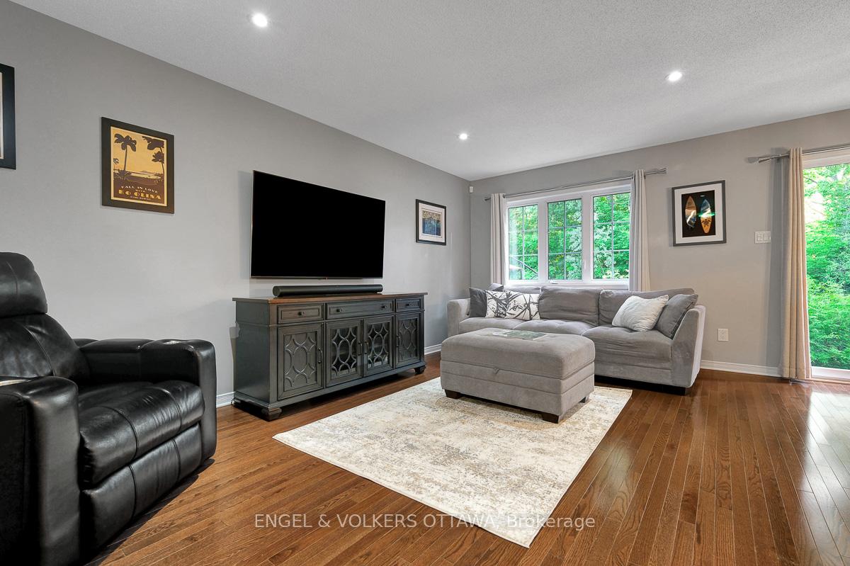 938 Payer Street, Clarence-Rockland — photo 5 of 5